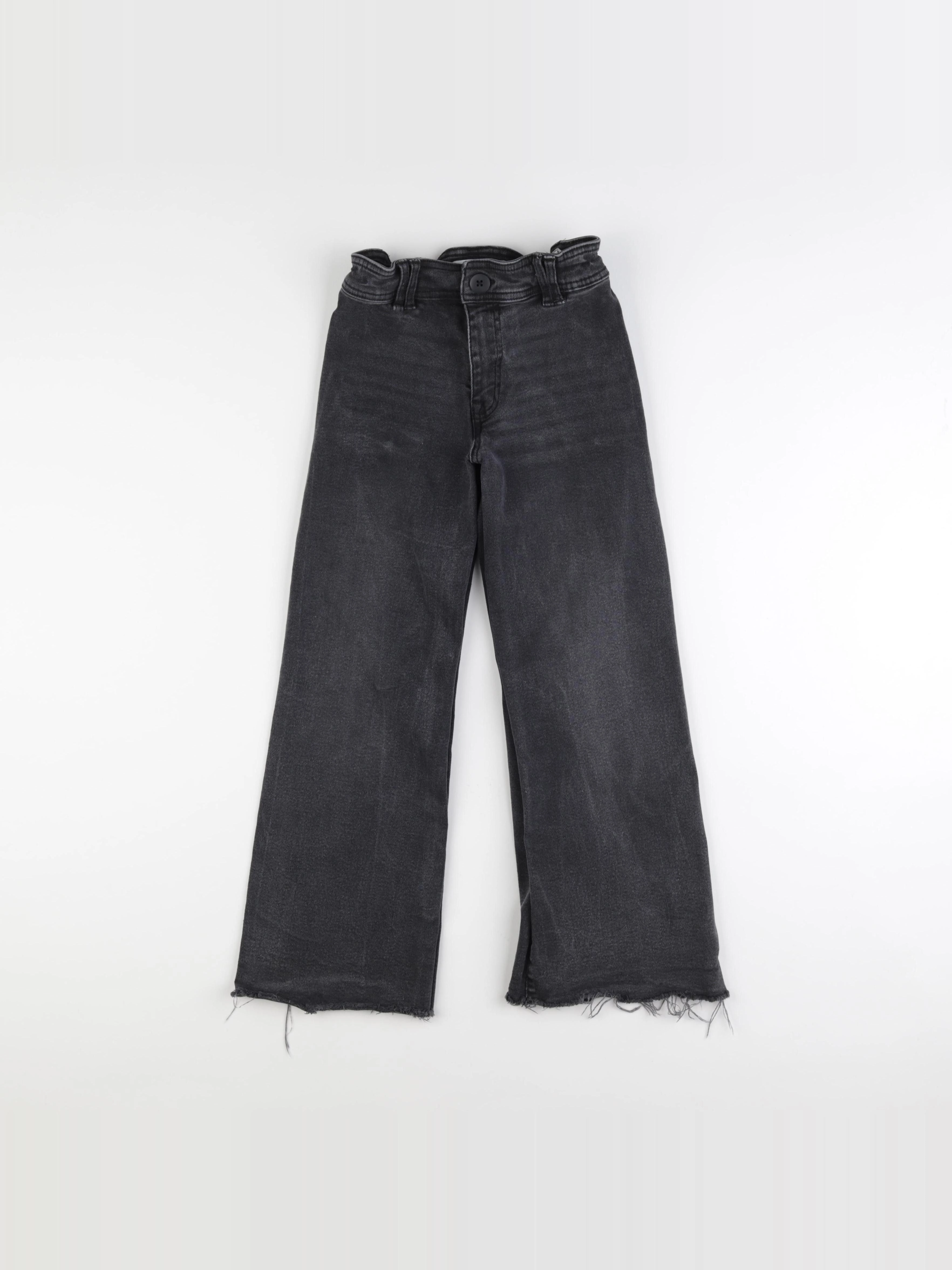 Zara - jean noir - 9 ans