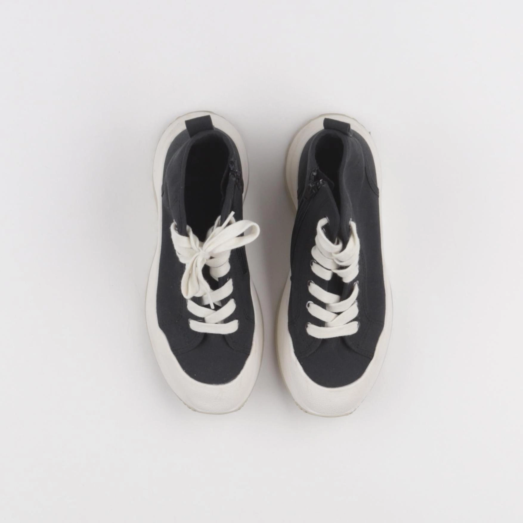 Zara - tennis à scratch/ lacets noir - pointure 35