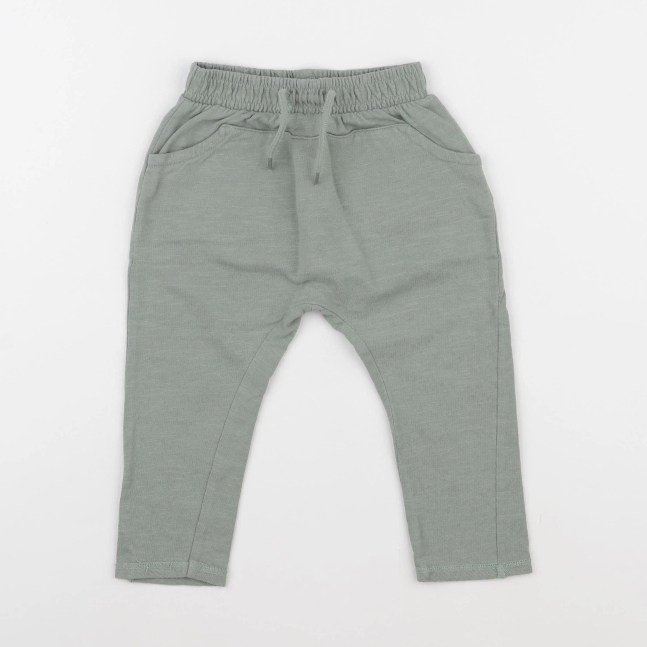 Vertbaudet - jogging vert - 18 mois