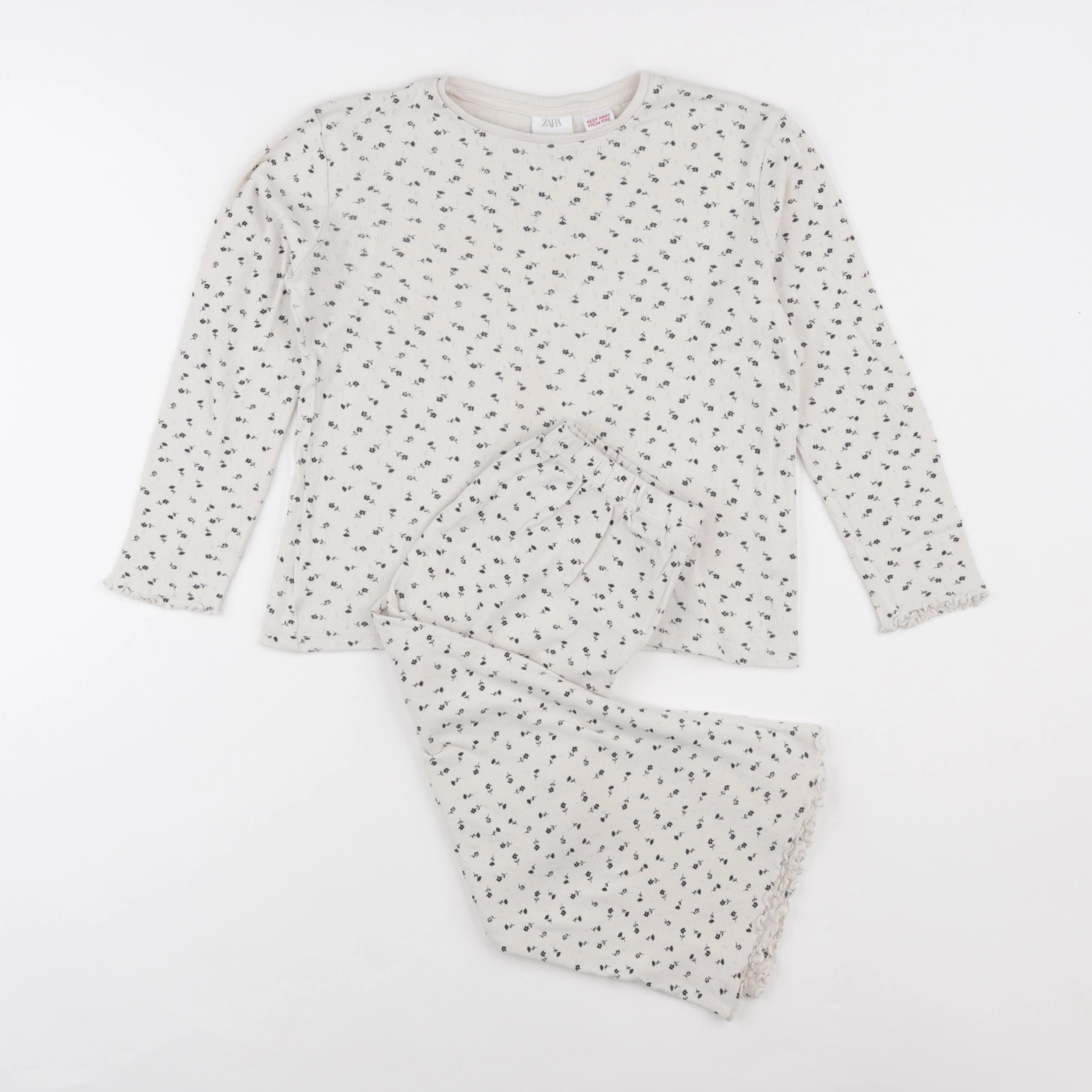 Zara - pyjama coton beige - 7/8 ans