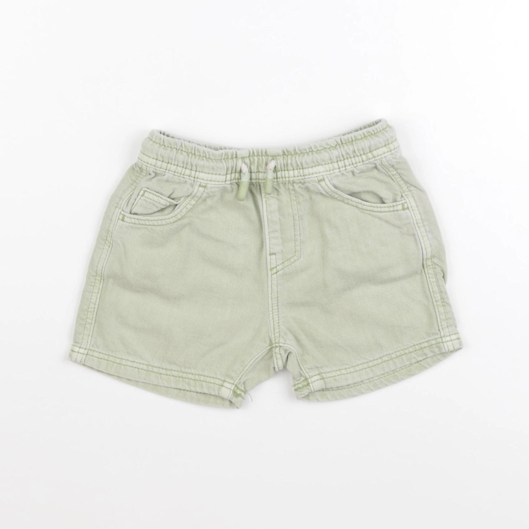 Zara - short vert - 9/12 mois
