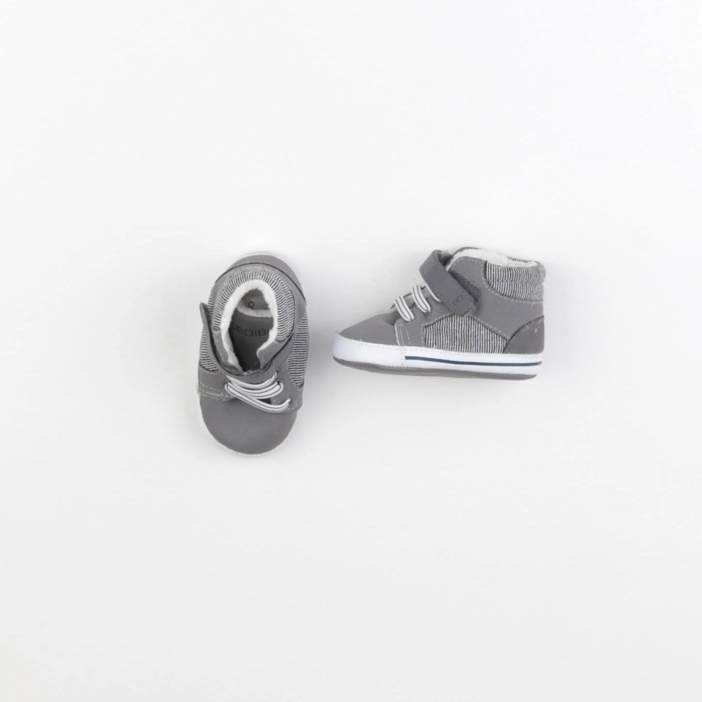 Obaïbi - chaussons gris - pointure 18/19