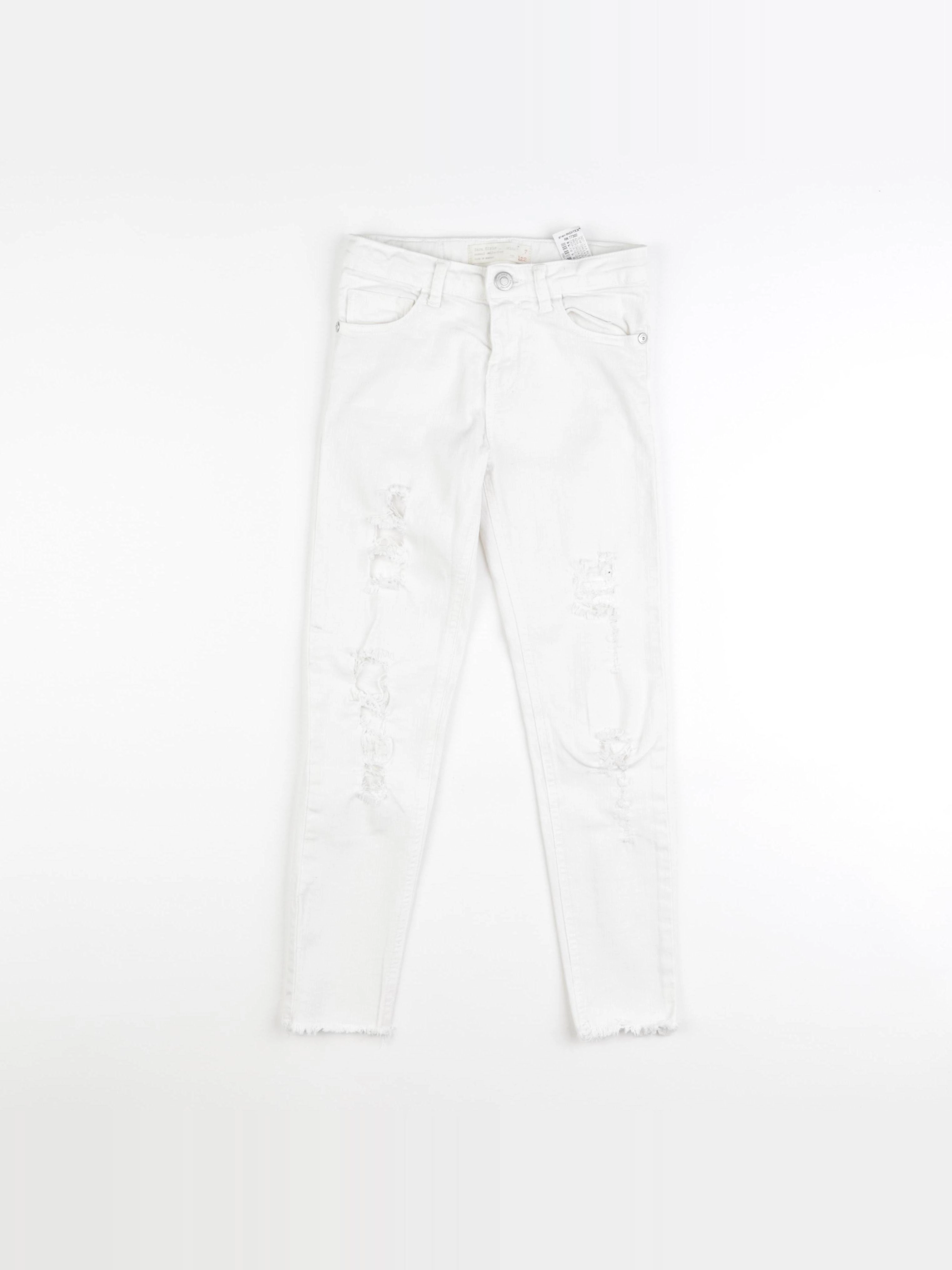 Zara - jean blanc - 7 ans