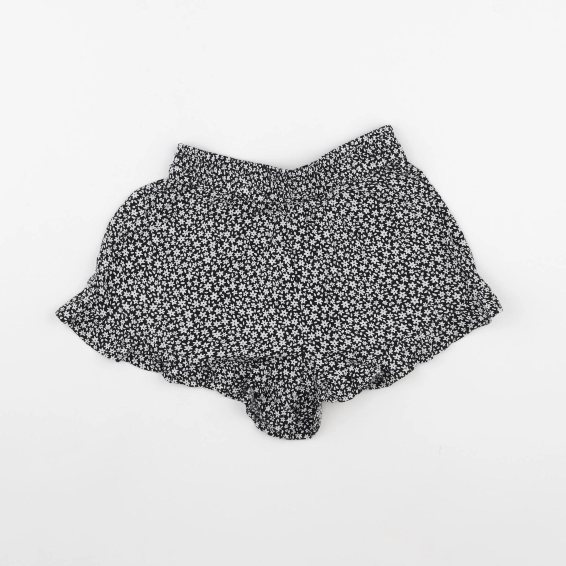 Benetton - short noir - 4/5 ans
