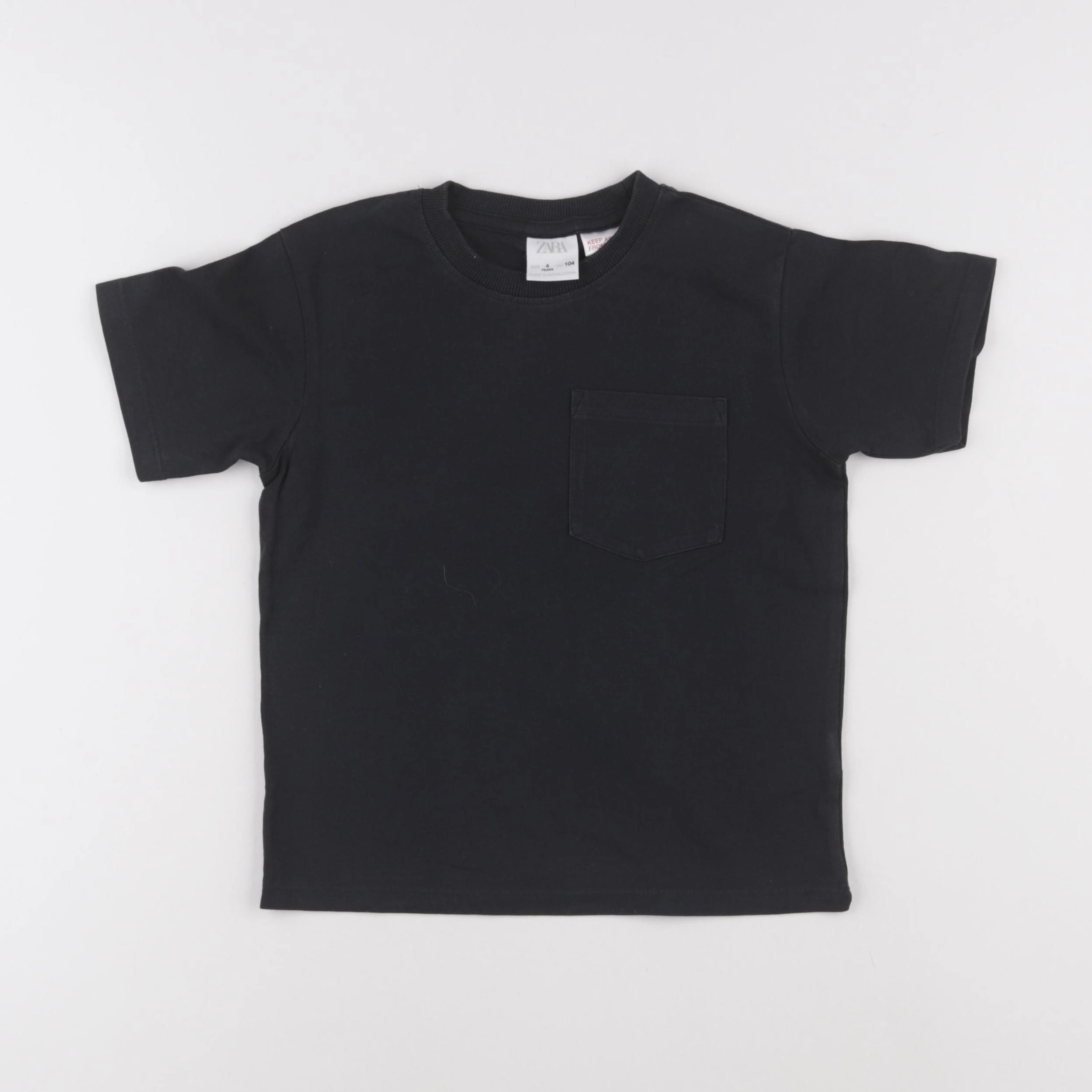 Zara - tee-shirt noir - 4 ans