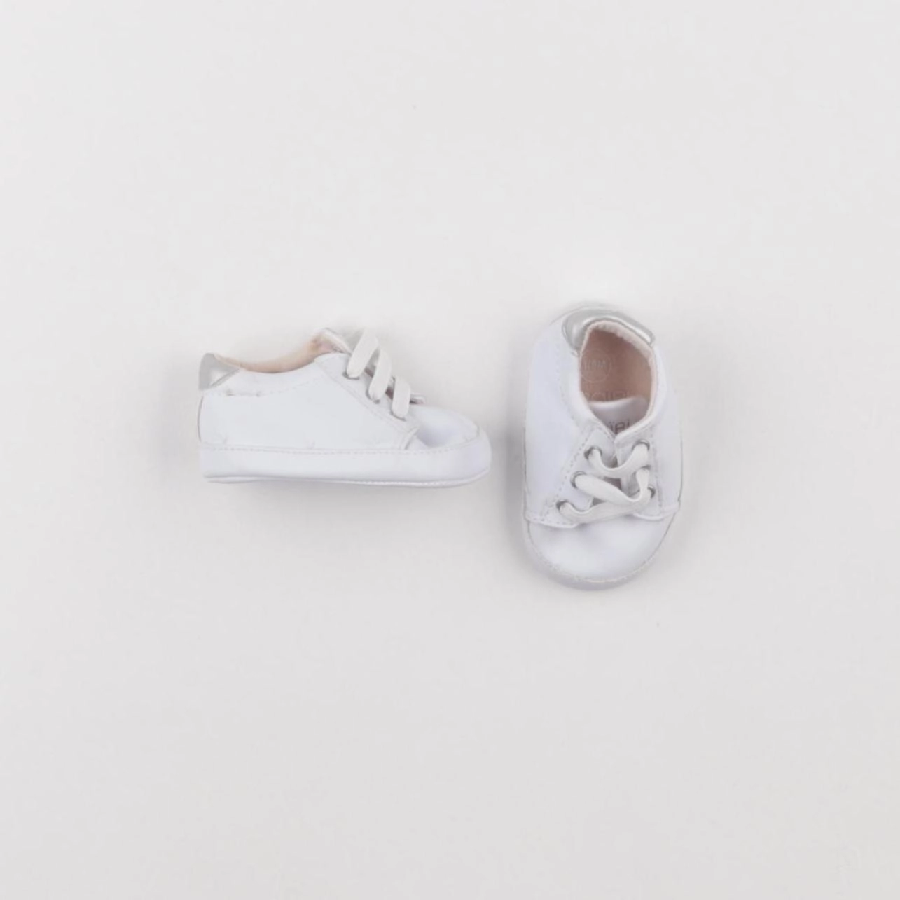 Obaïbi - chaussons blanc - pointure 16/17