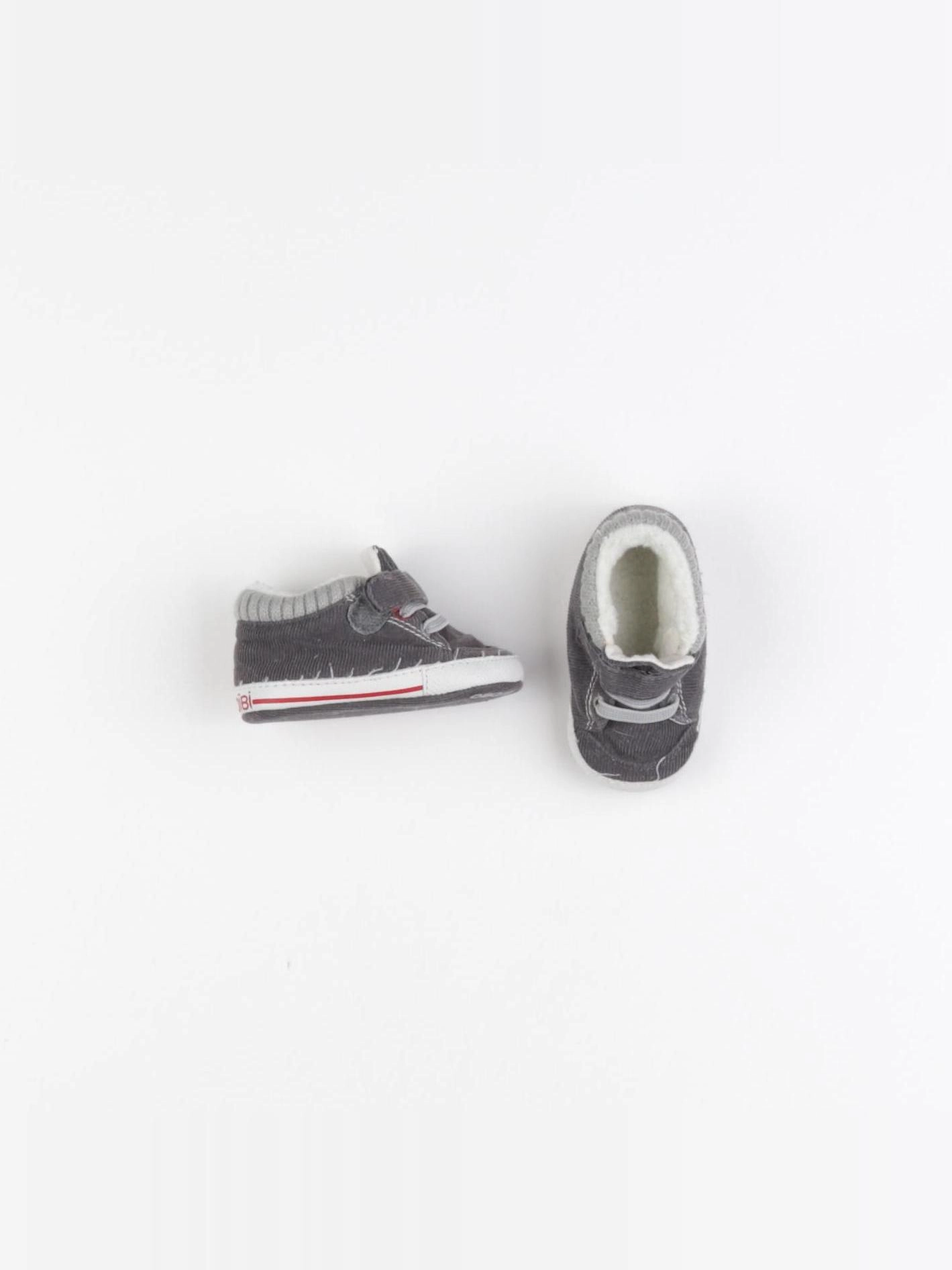 Obaïbi - chaussons gris - pointure 20/21