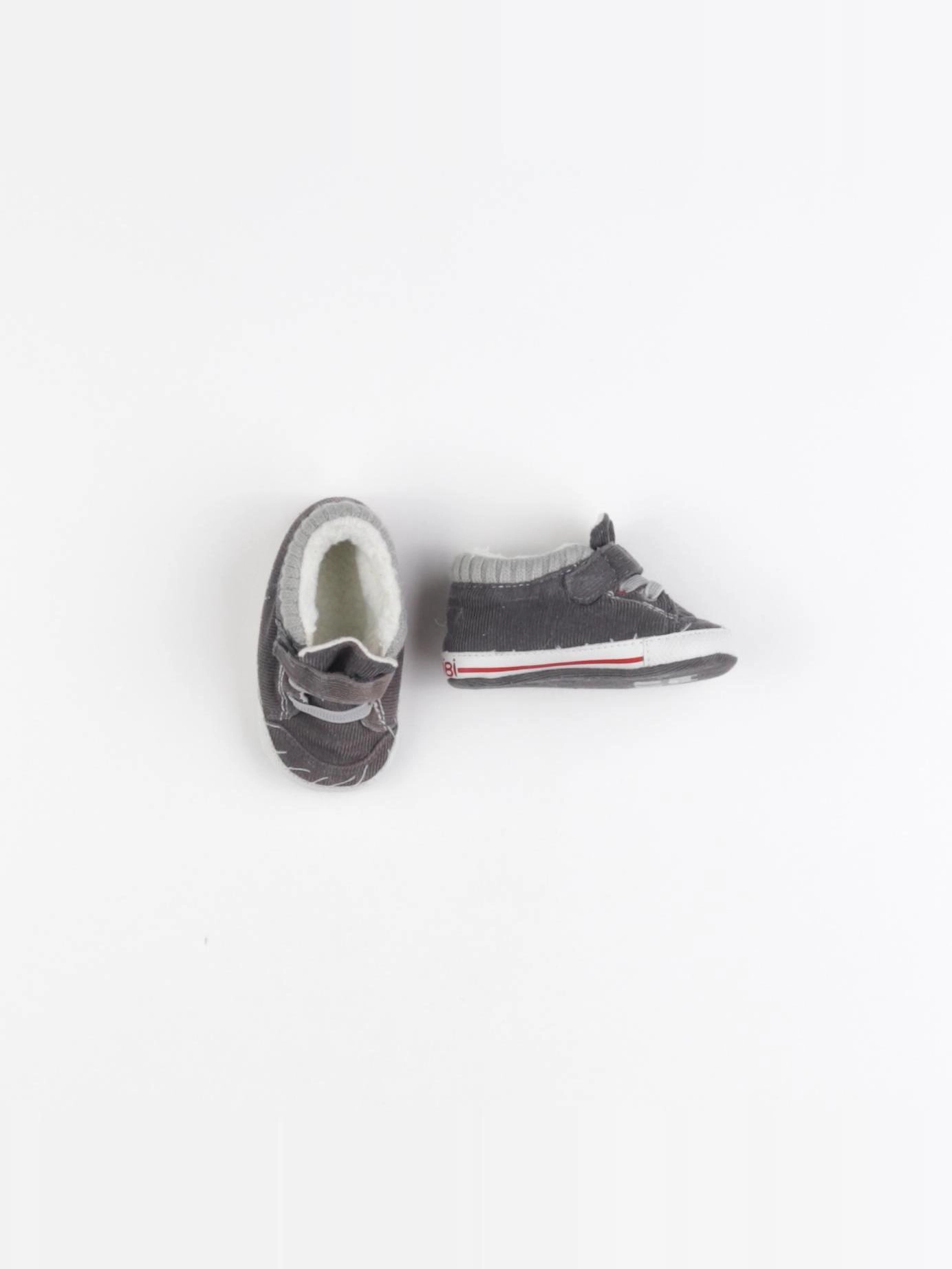 Obaïbi - chaussons gris - pointure 20/21