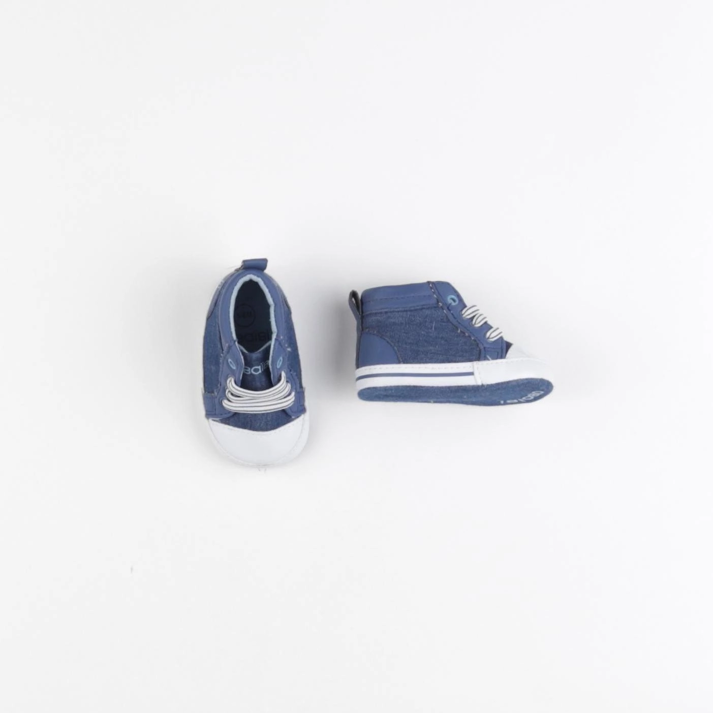 Obaïbi - chaussons bleu - pointure 16/17