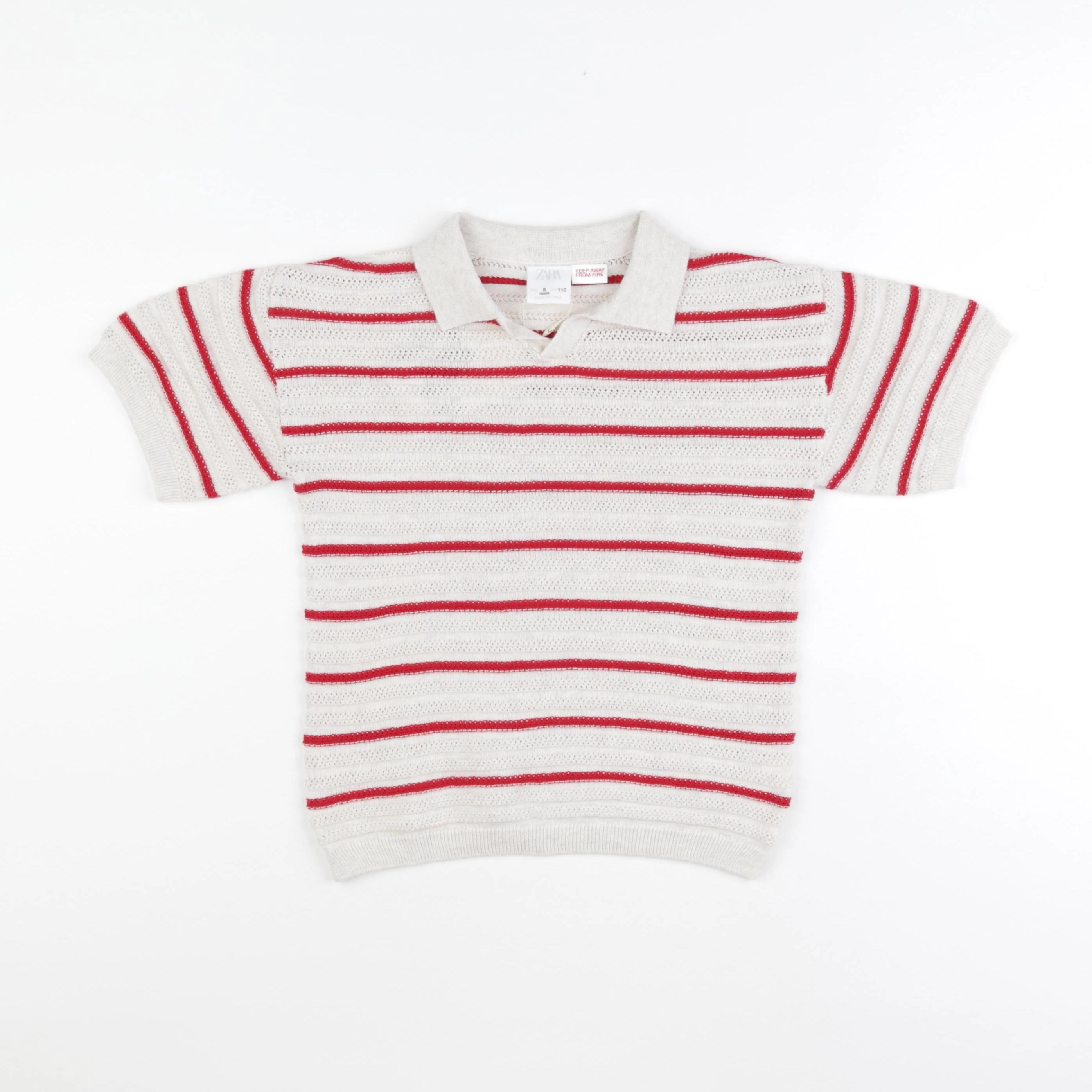 Zara - tee-shirt beige, rouge - 5 ans