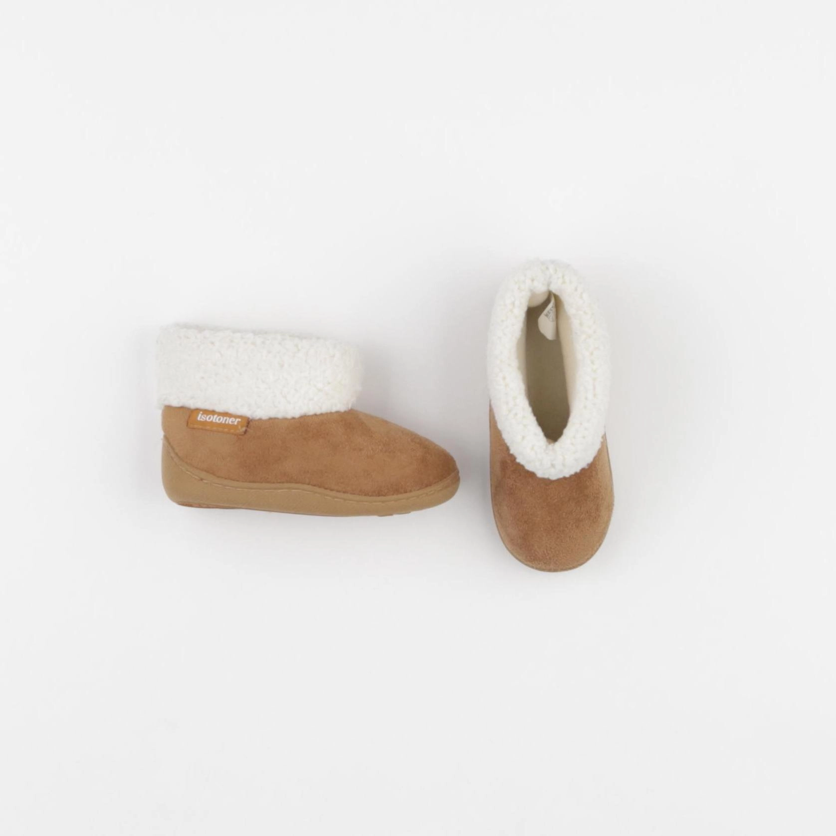 Isotoner - chaussons marron - pointure 21