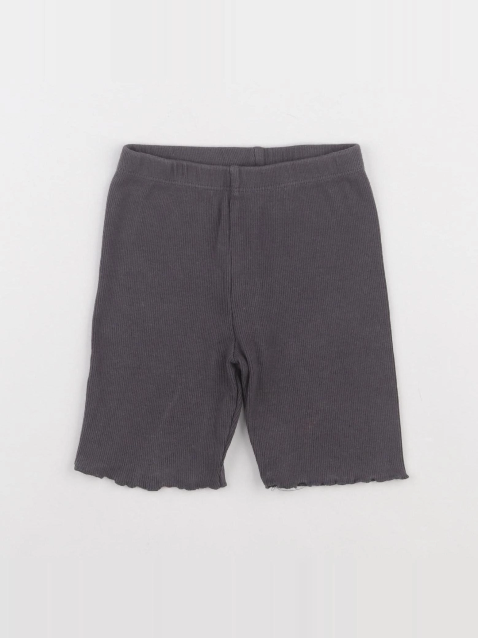 Zara - short gris - 4/5 ans