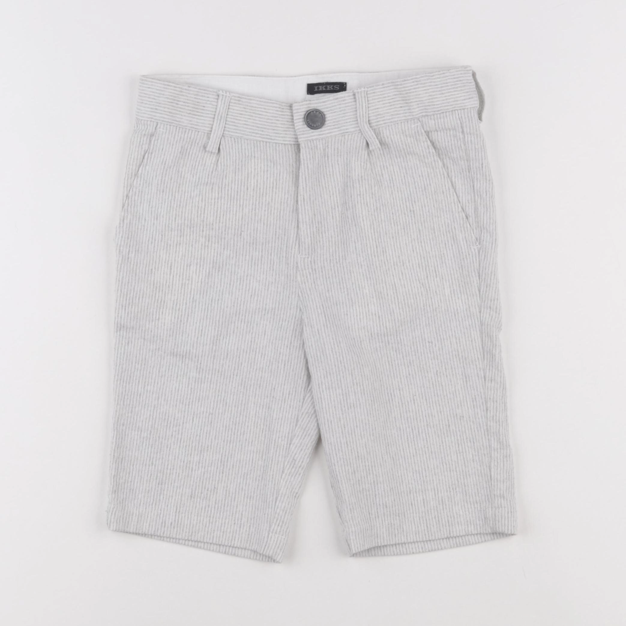 IKKS - short gris - 8 ans