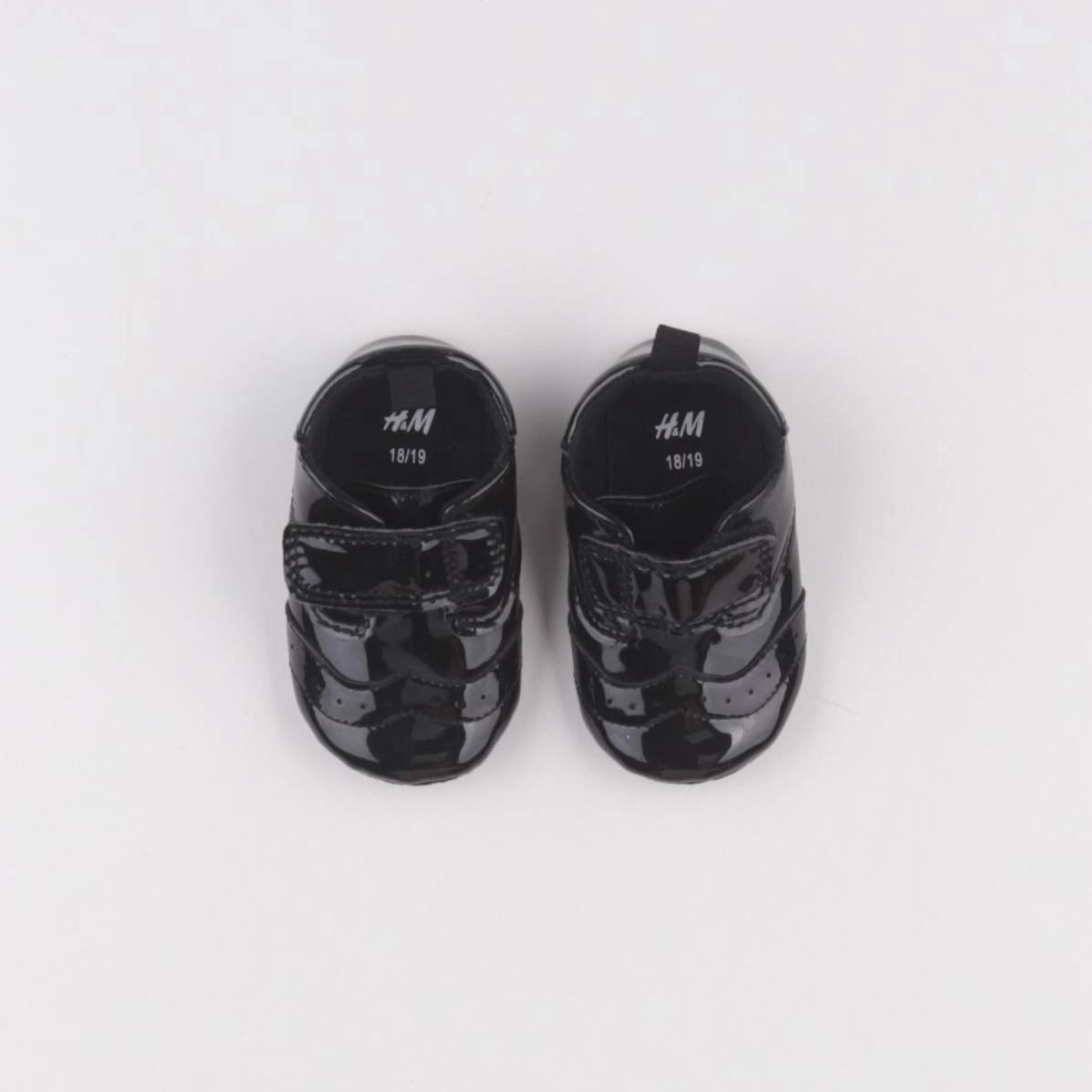 H&M - chaussons noir - pointure 18/19