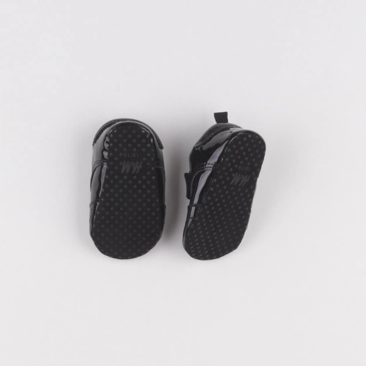 H&M - chaussons noir - pointure 18/19