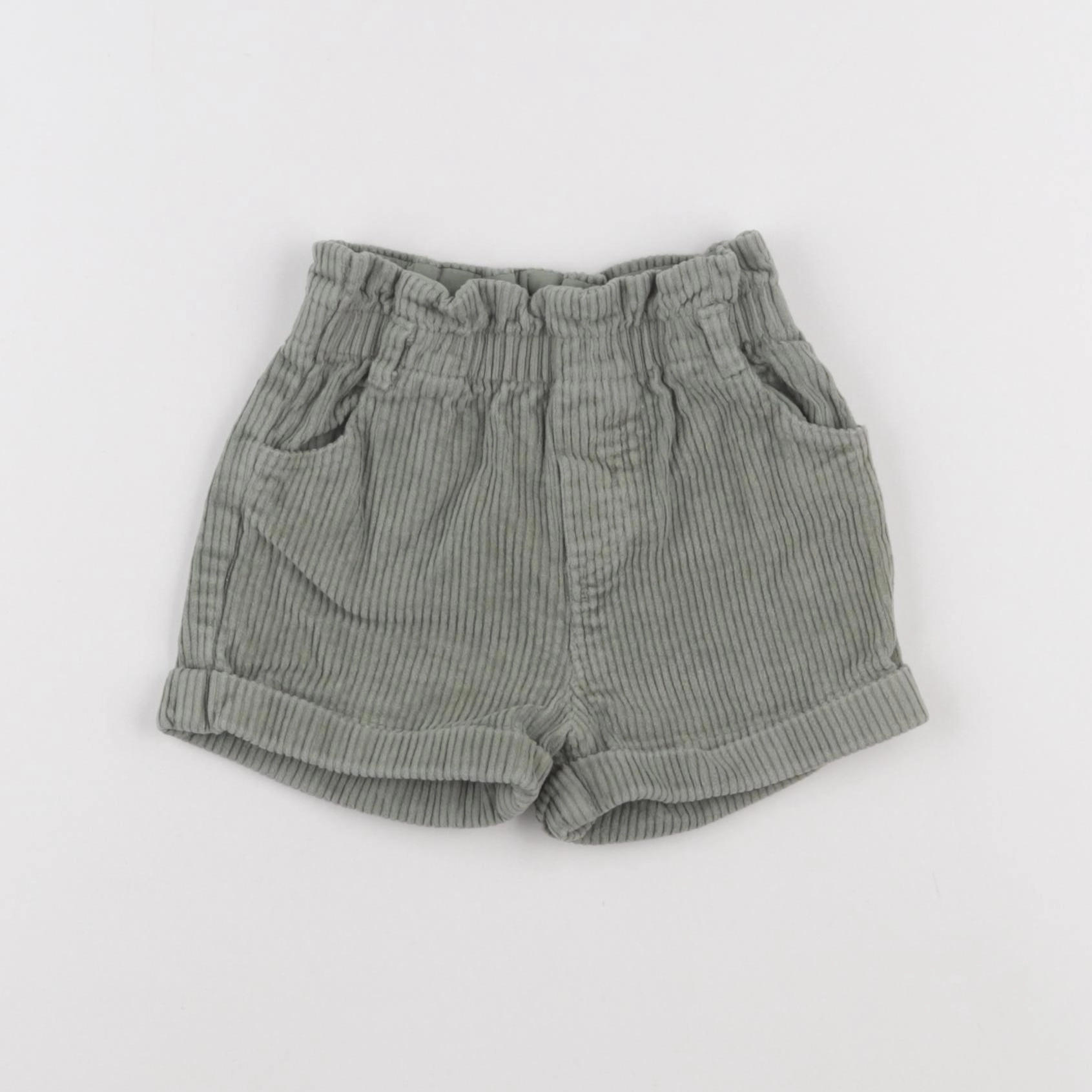 Cyrillus - short vert - 18 mois