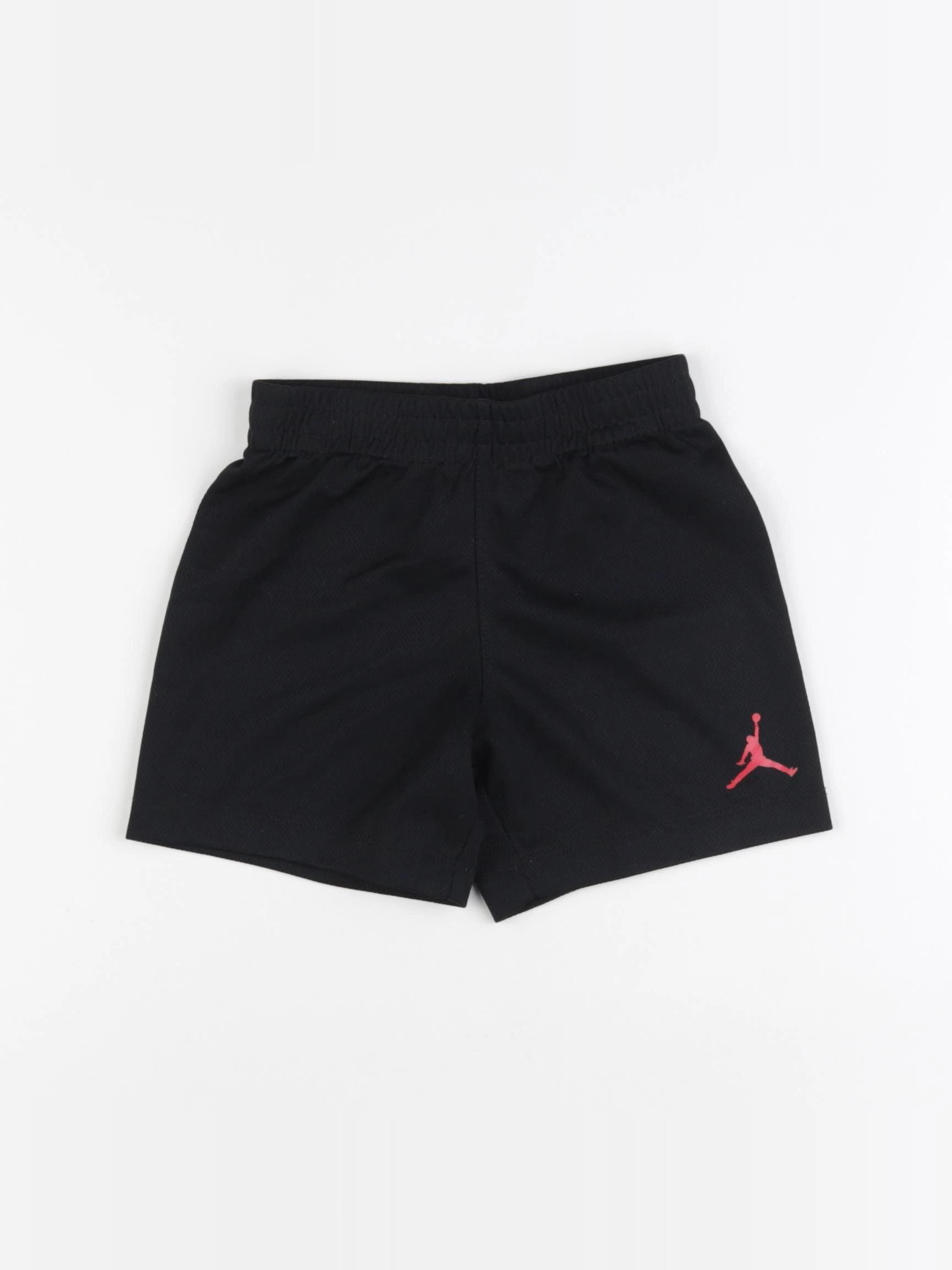 Nike - short noir - 24 mois
