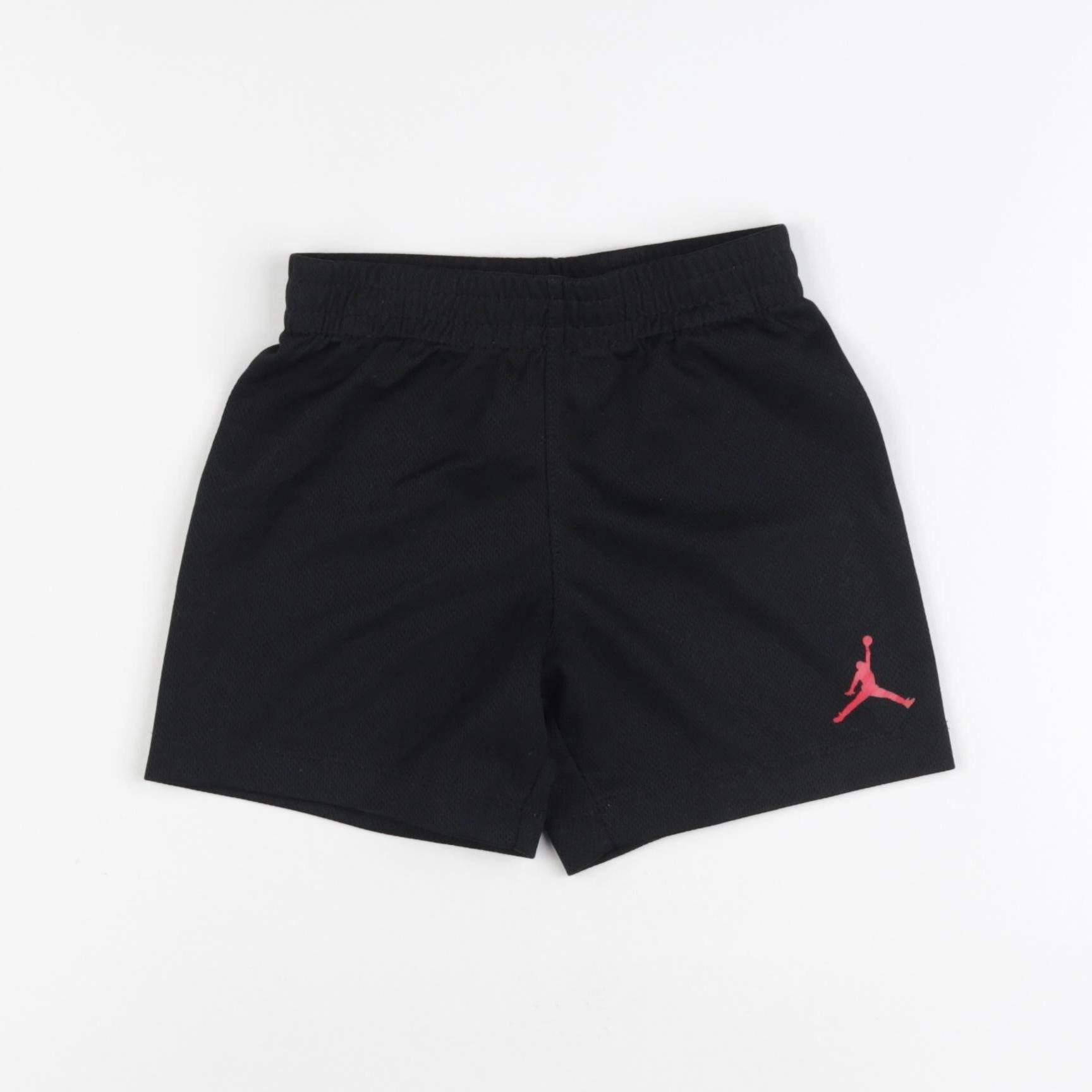 Nike - short noir - 24 mois