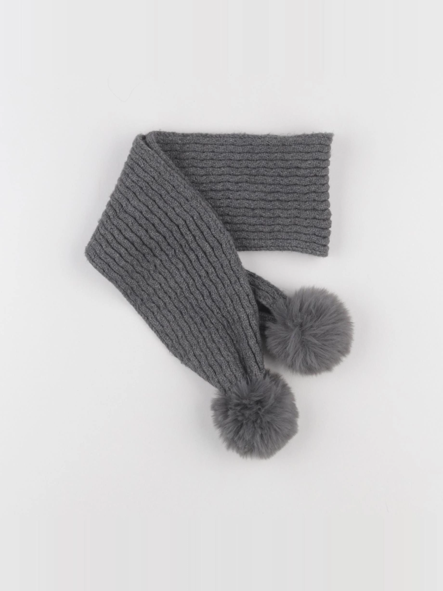 Zara - écharpe gris - 5/7 ans