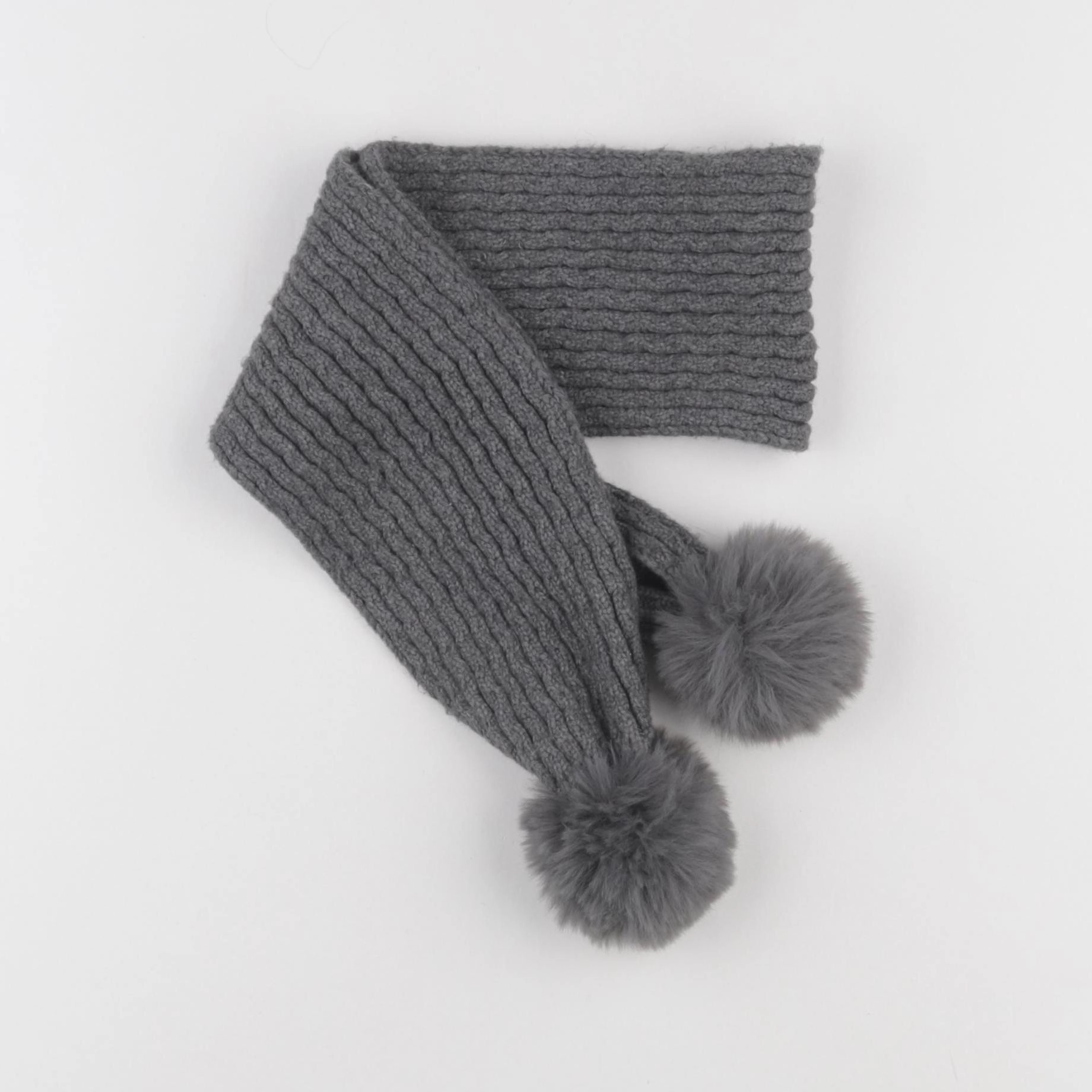 Zara - écharpe gris - 5/7 ans