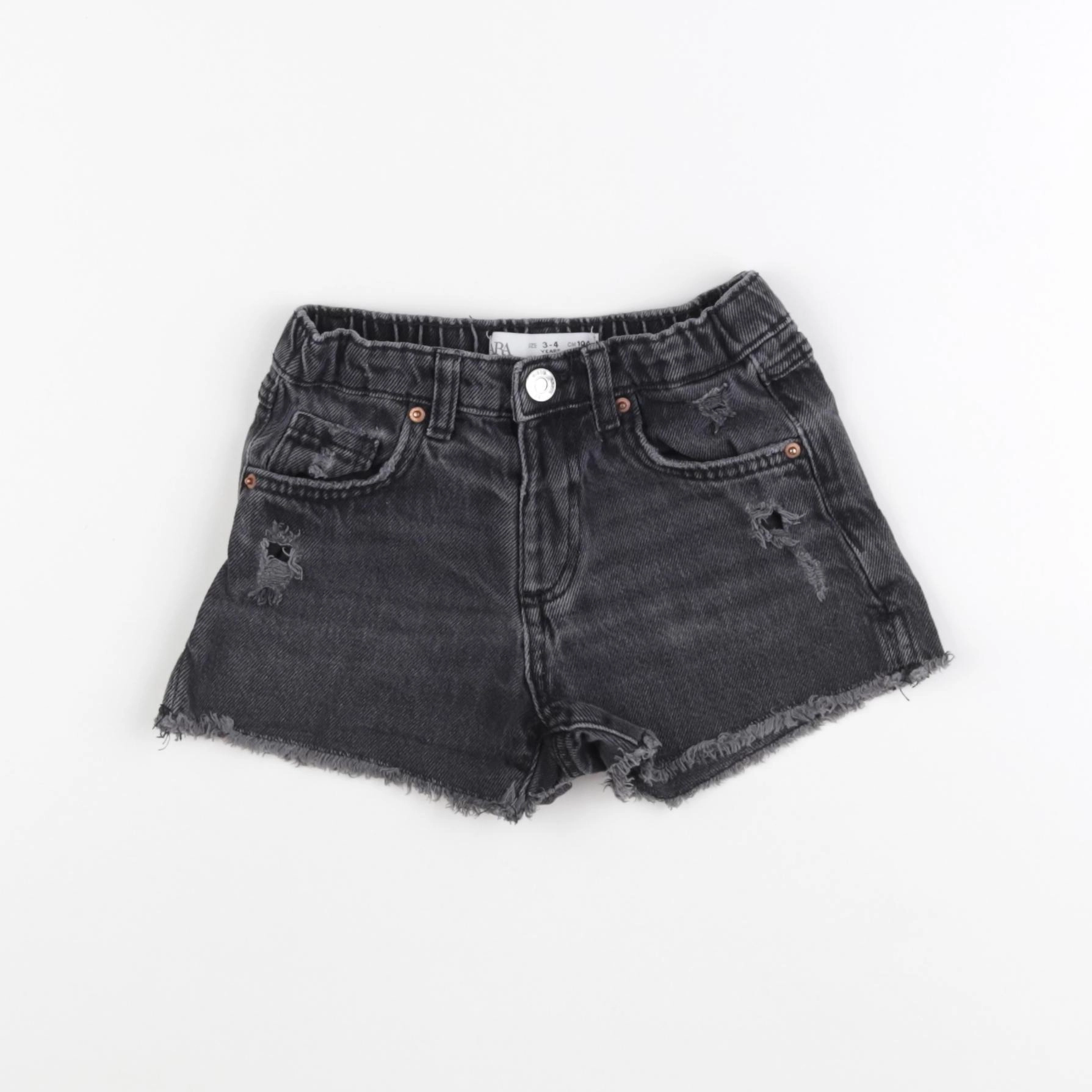 Zara - short gris - 3/4 ans