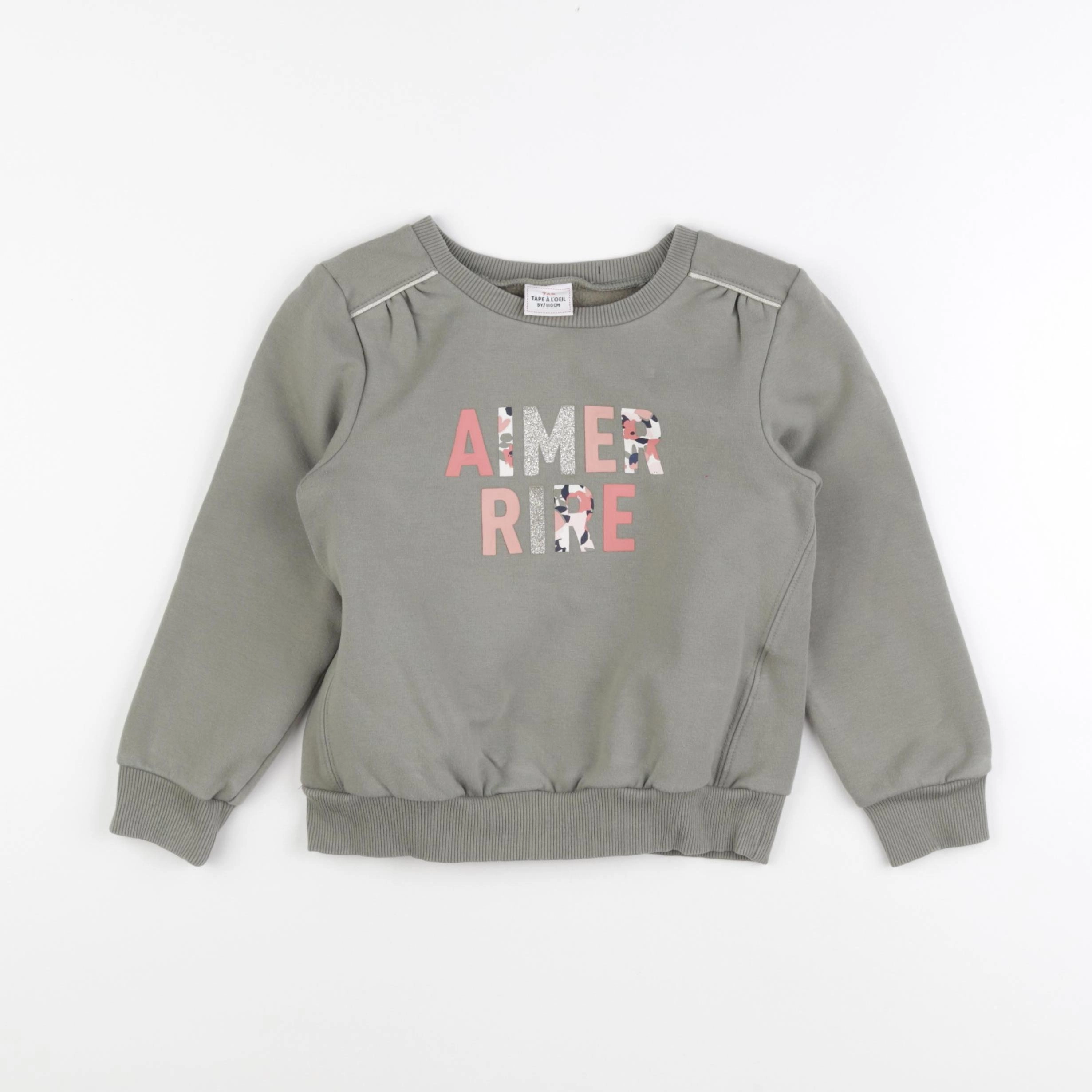 Tape à l'oeil - sweat vert - 5 ans