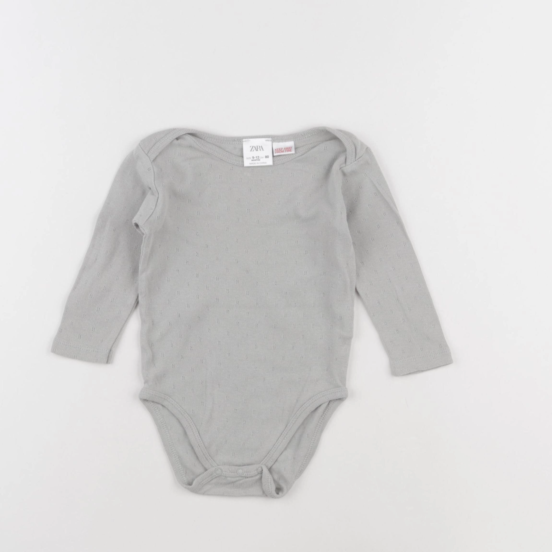 Zara - body vert - 12/9 mois