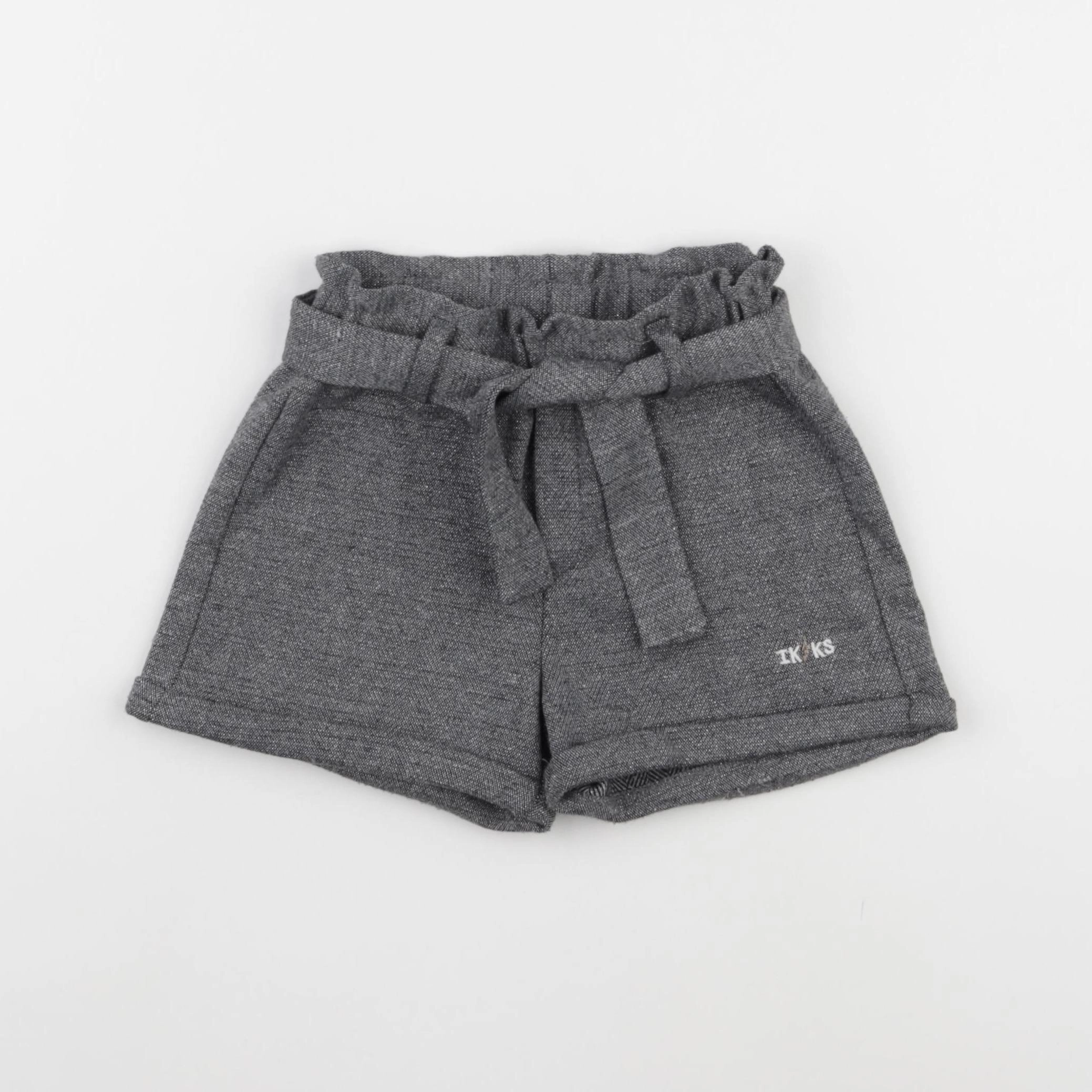 IKKS - short gris, argent - 3 ans