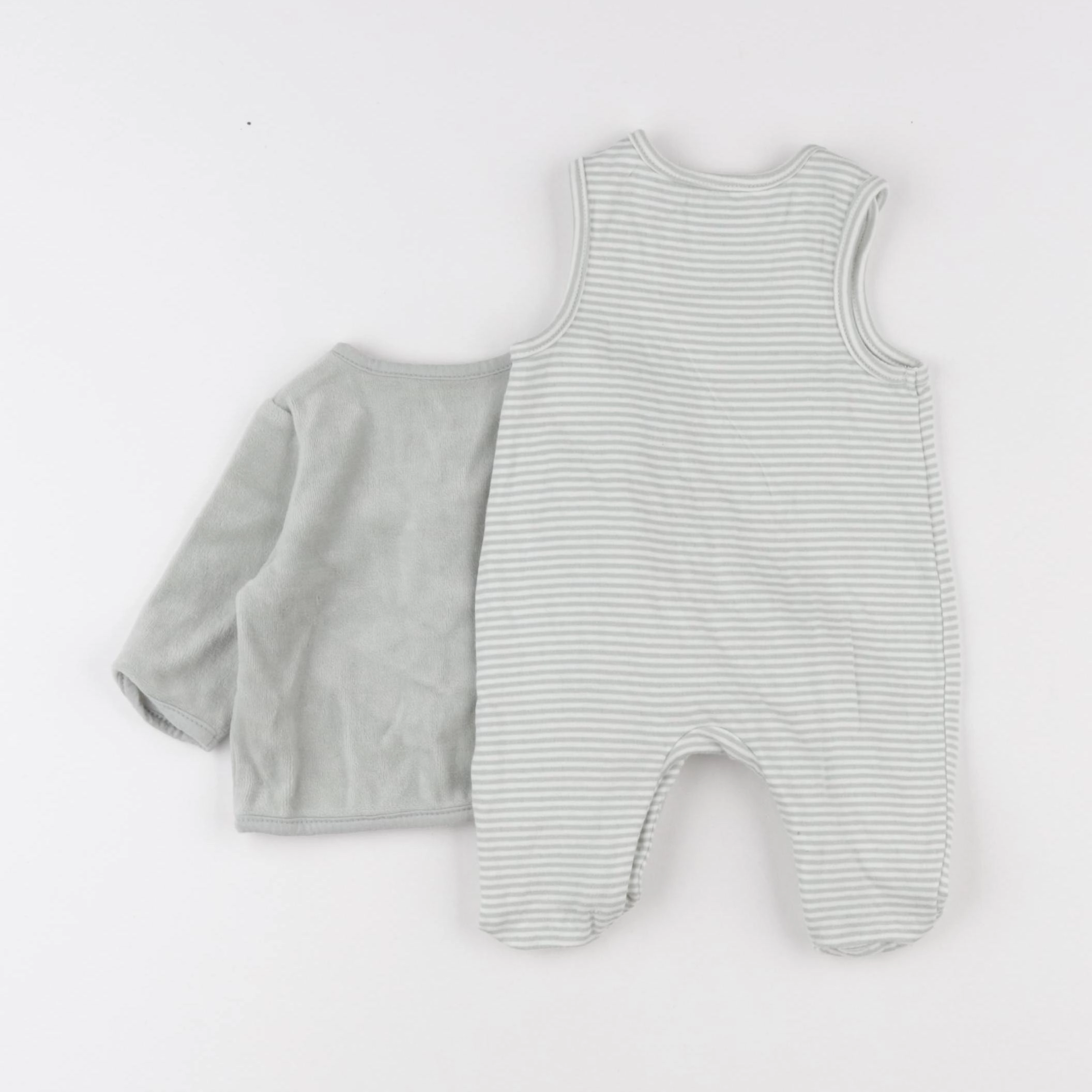 Vertbaudet - pyjama velours vert - 1 mois