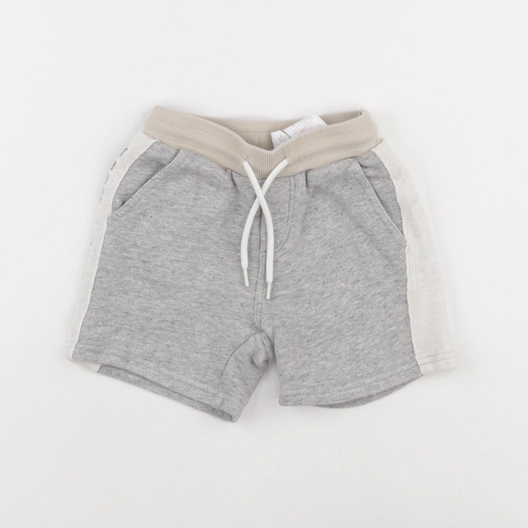IKKS - short gris - 3 ans