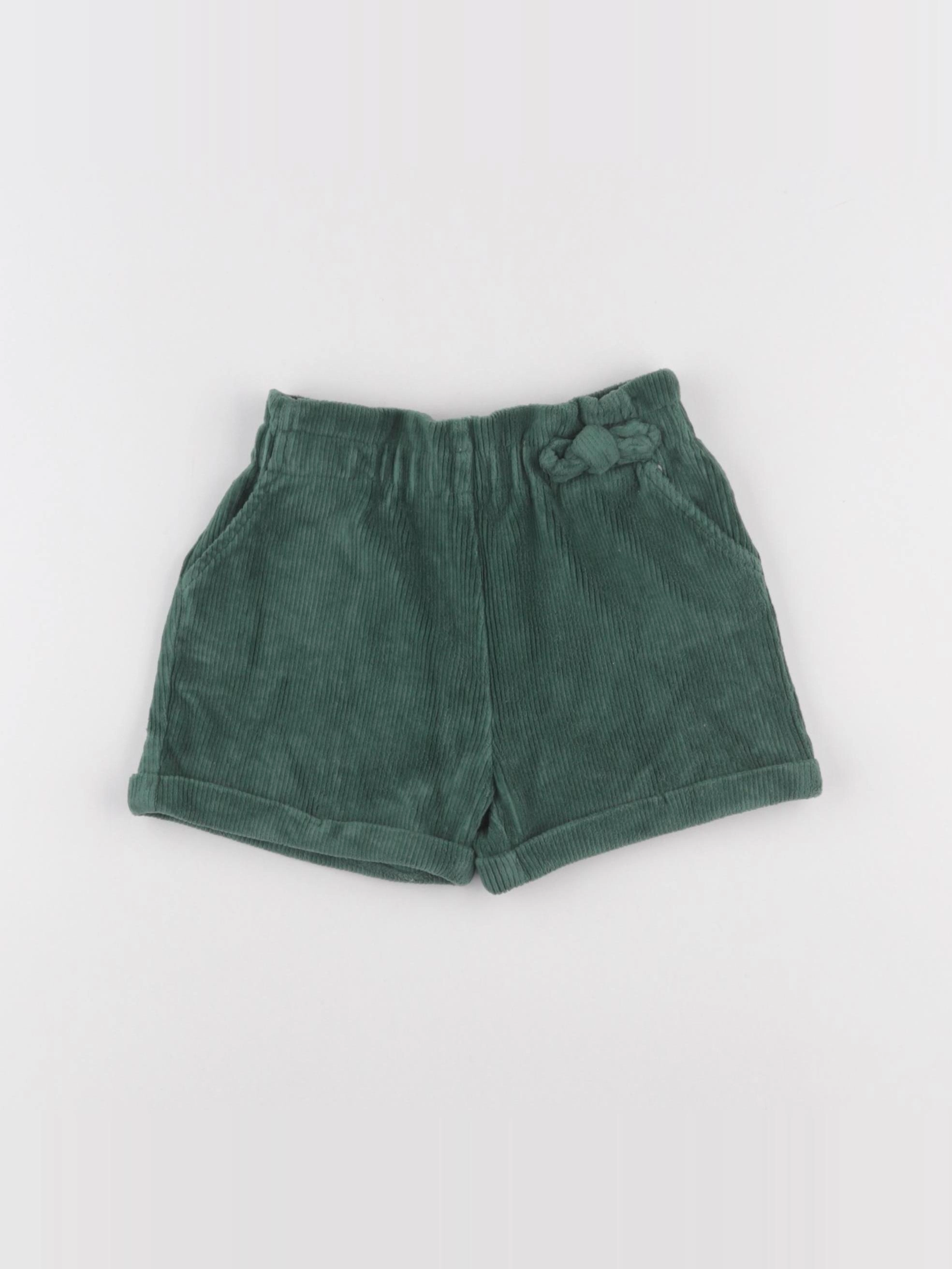 Vertbaudet - short vert - 5 ans