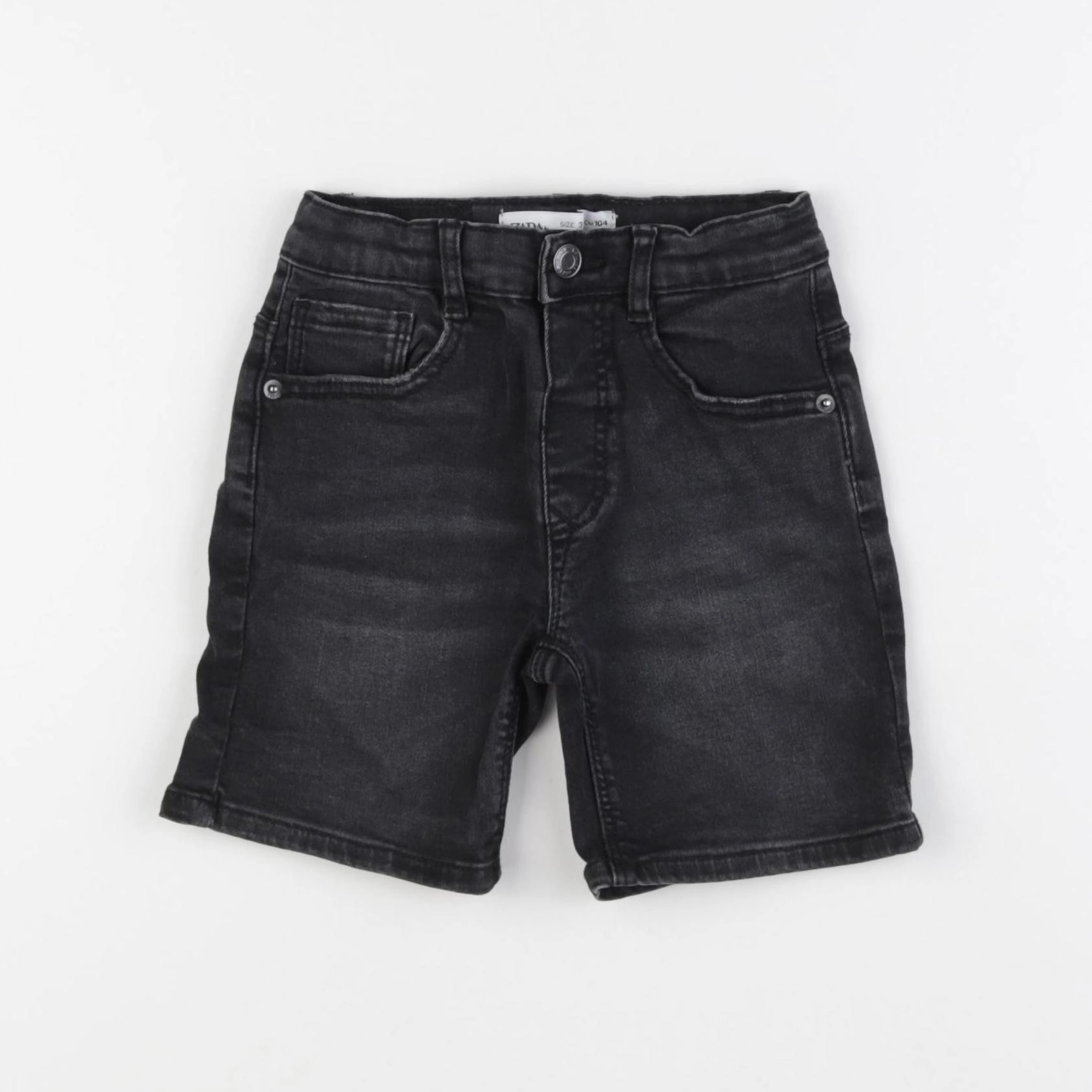 Zara - short noir - 3/4 ans
