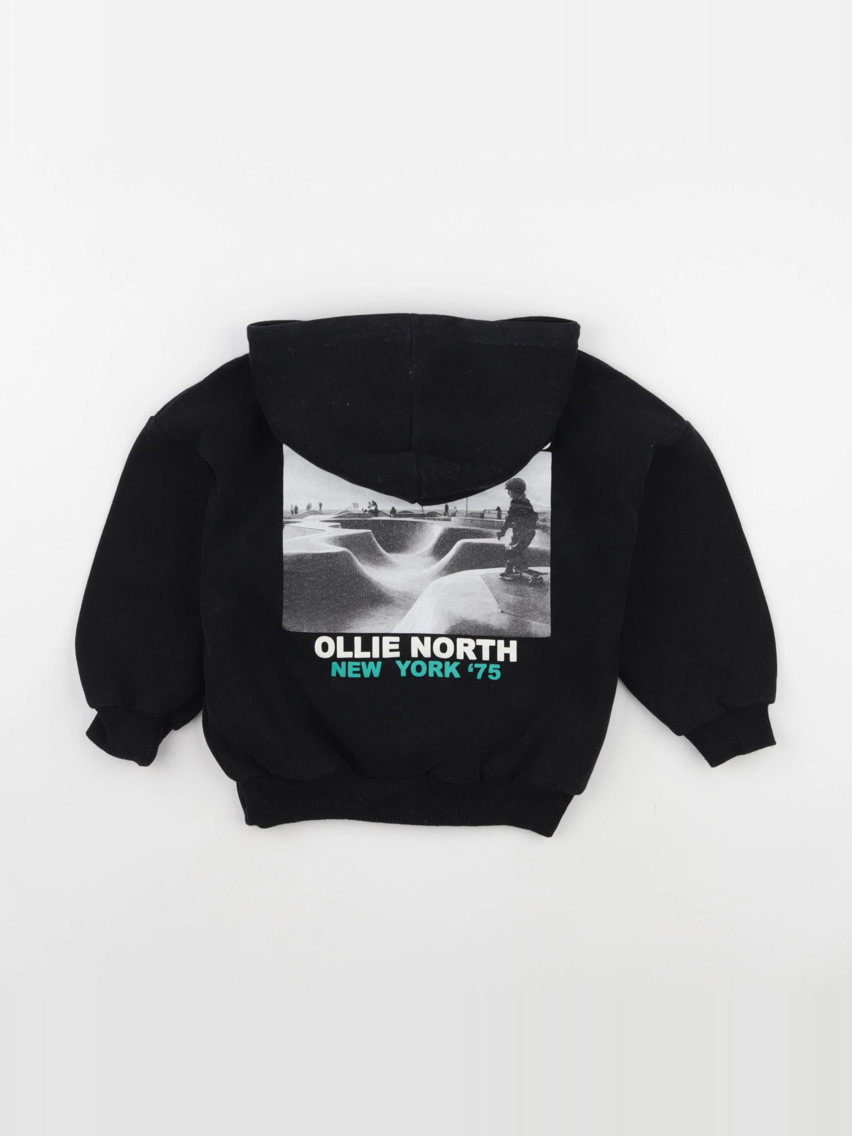 Zara - sweat noir - 5 ans