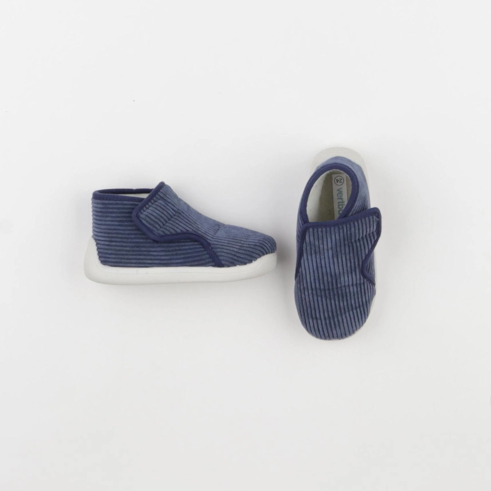 Vertbaudet - chaussons bleu - pointure 24