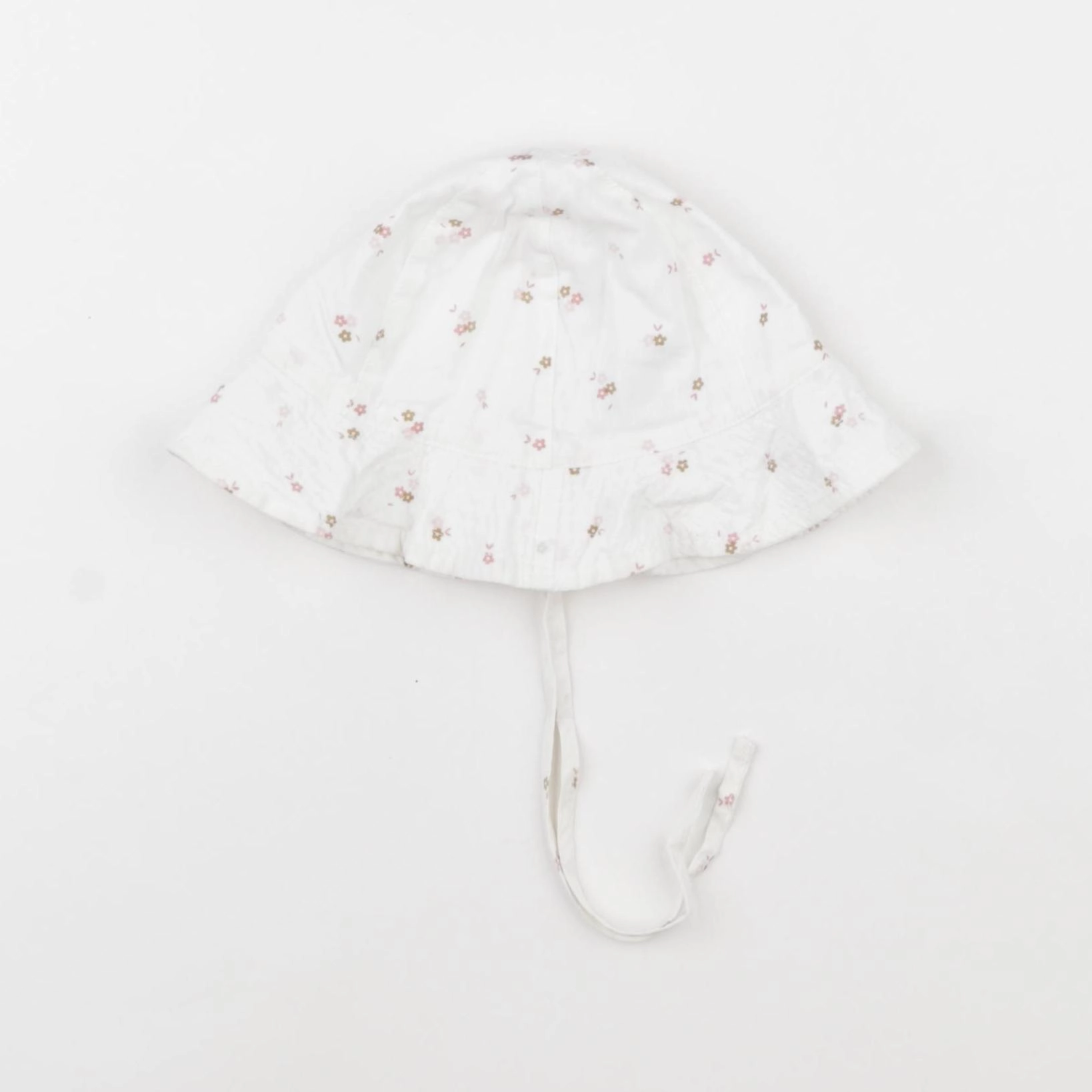 H&M - chapeau blanc - 12/18 mois