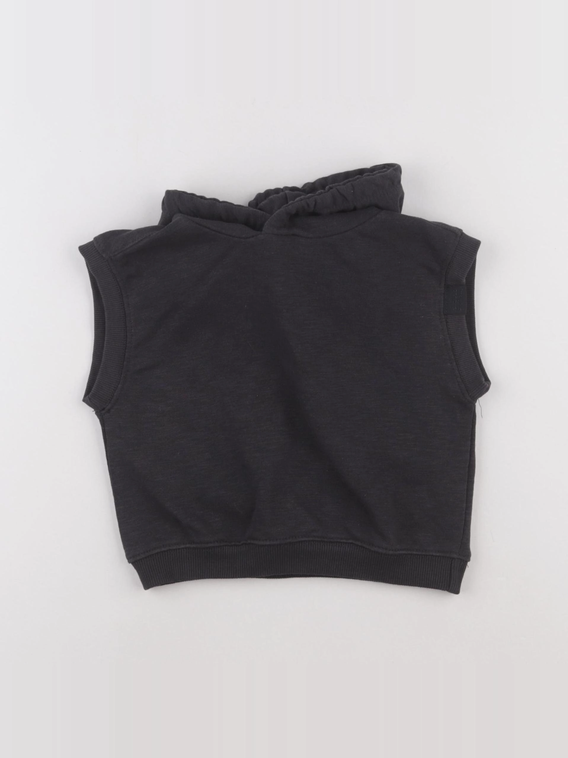 Zara - sweat noir - 12/18 mois