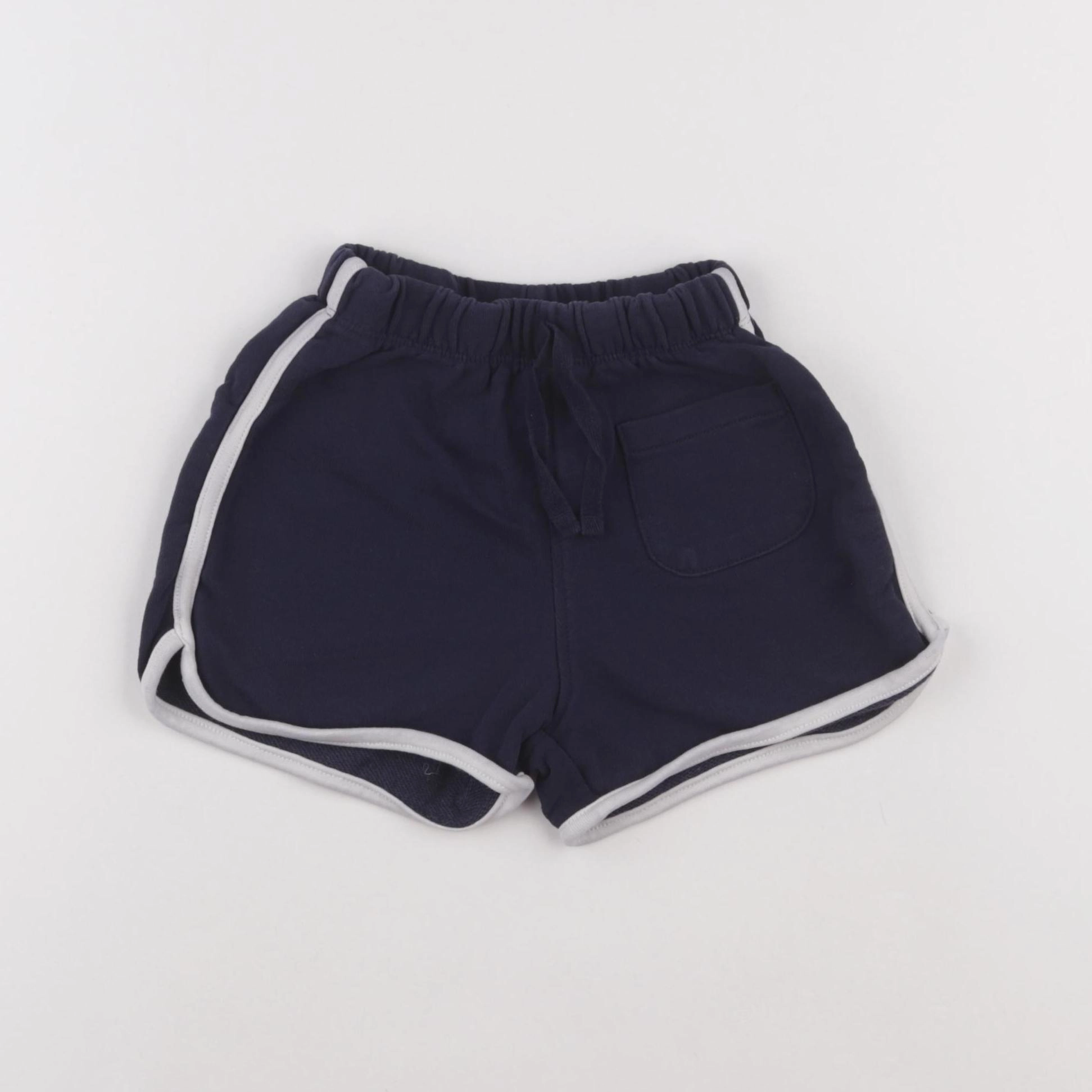 Zara - short bleu - 5 ans