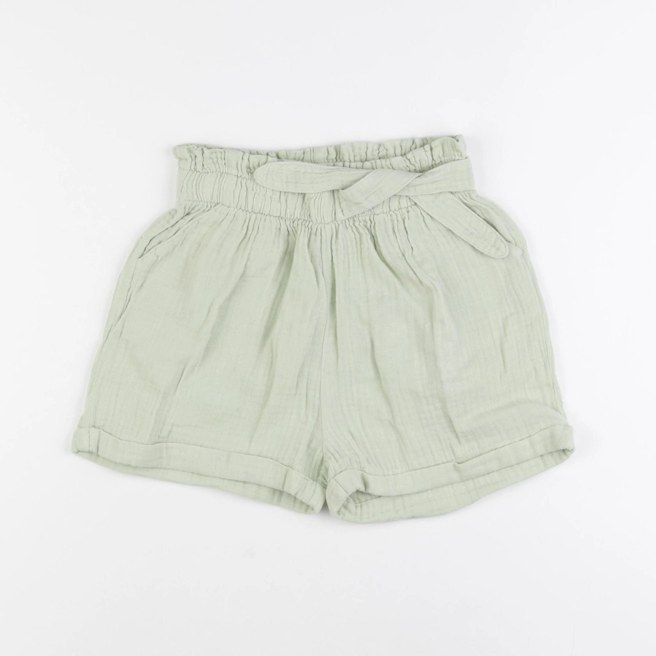 Vertbaudet - short vert - 9 ans