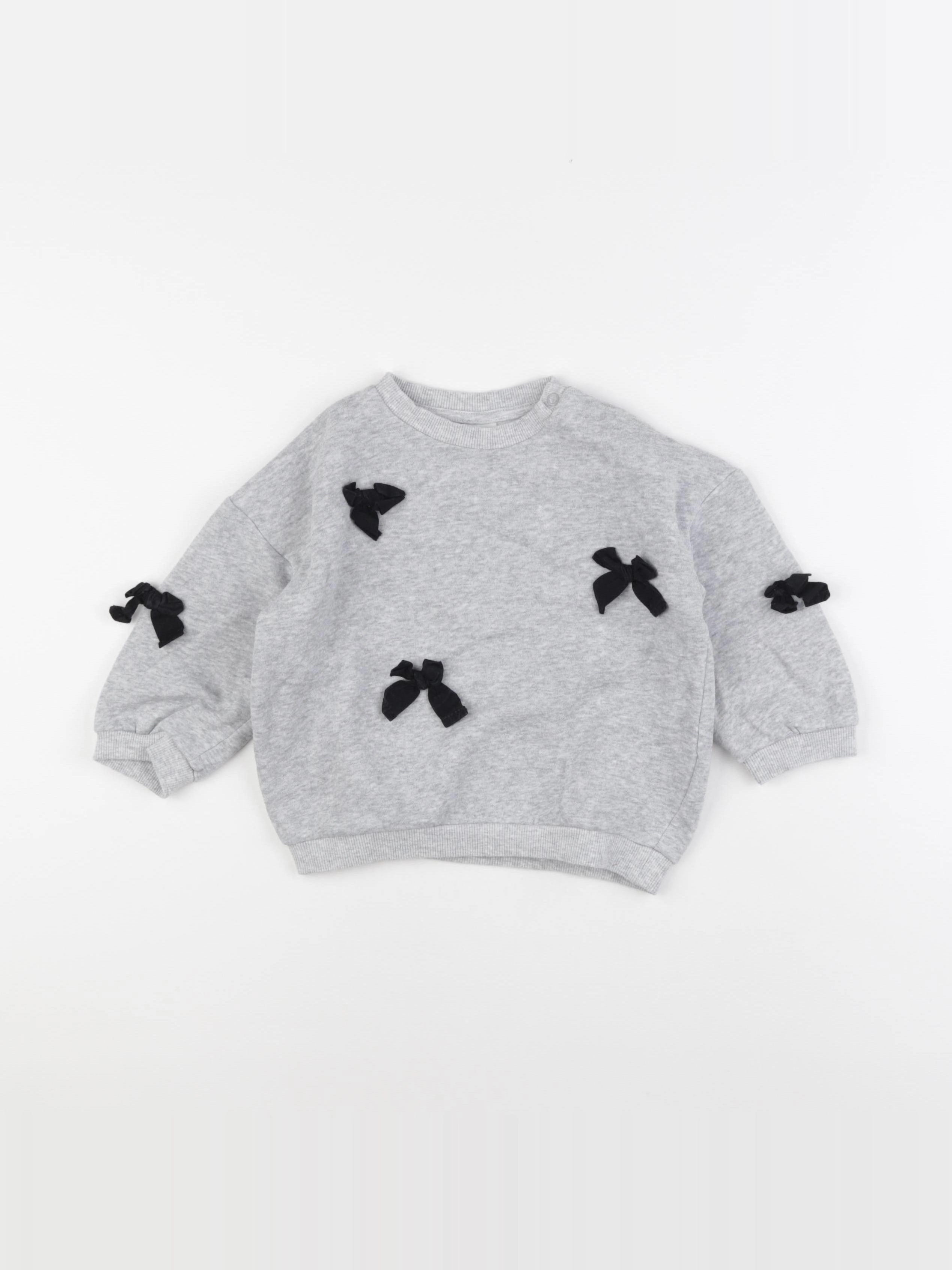 H&M - sweat gris - 12/18 mois
