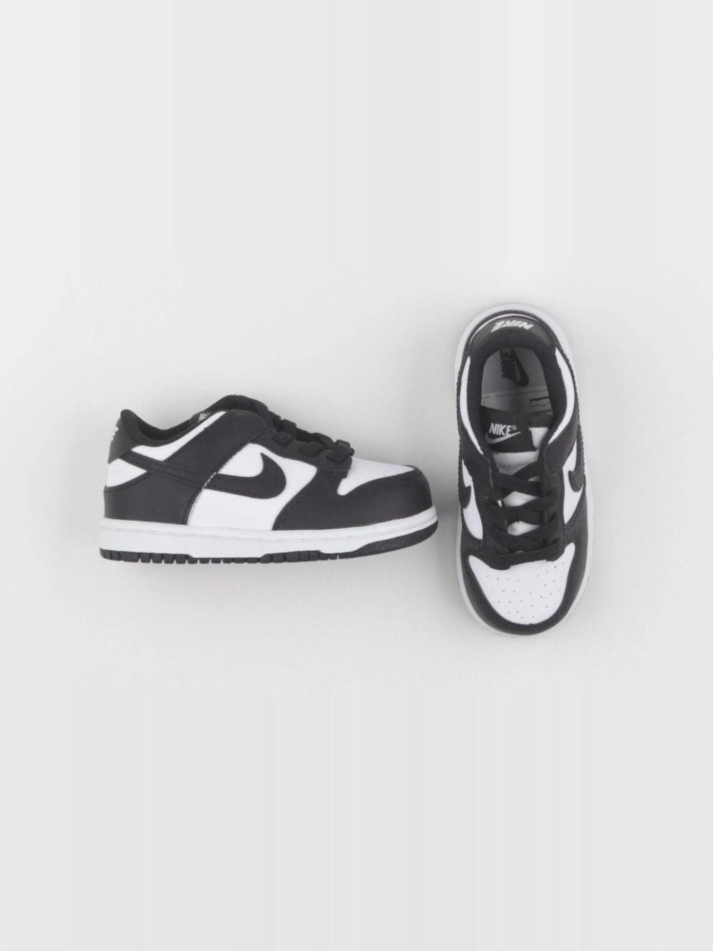 Nike - baskets blanc, noir - pointure 23.5