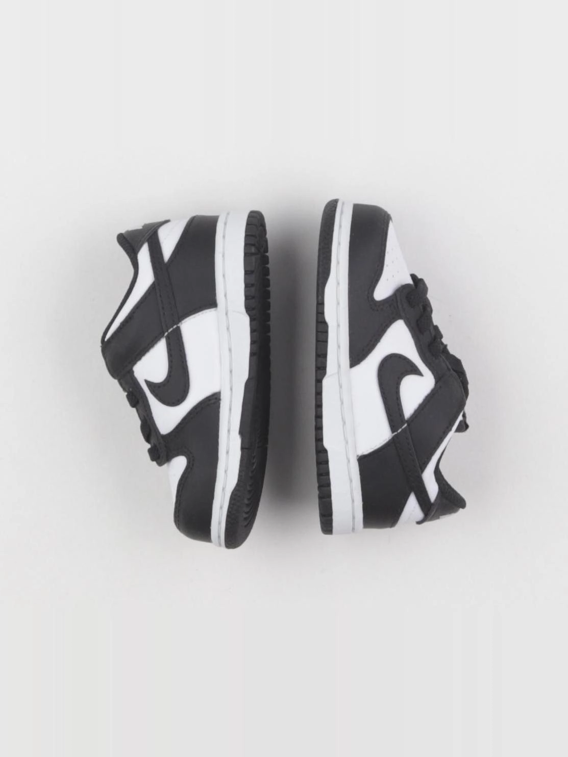 Nike - baskets blanc, noir - pointure 23.5