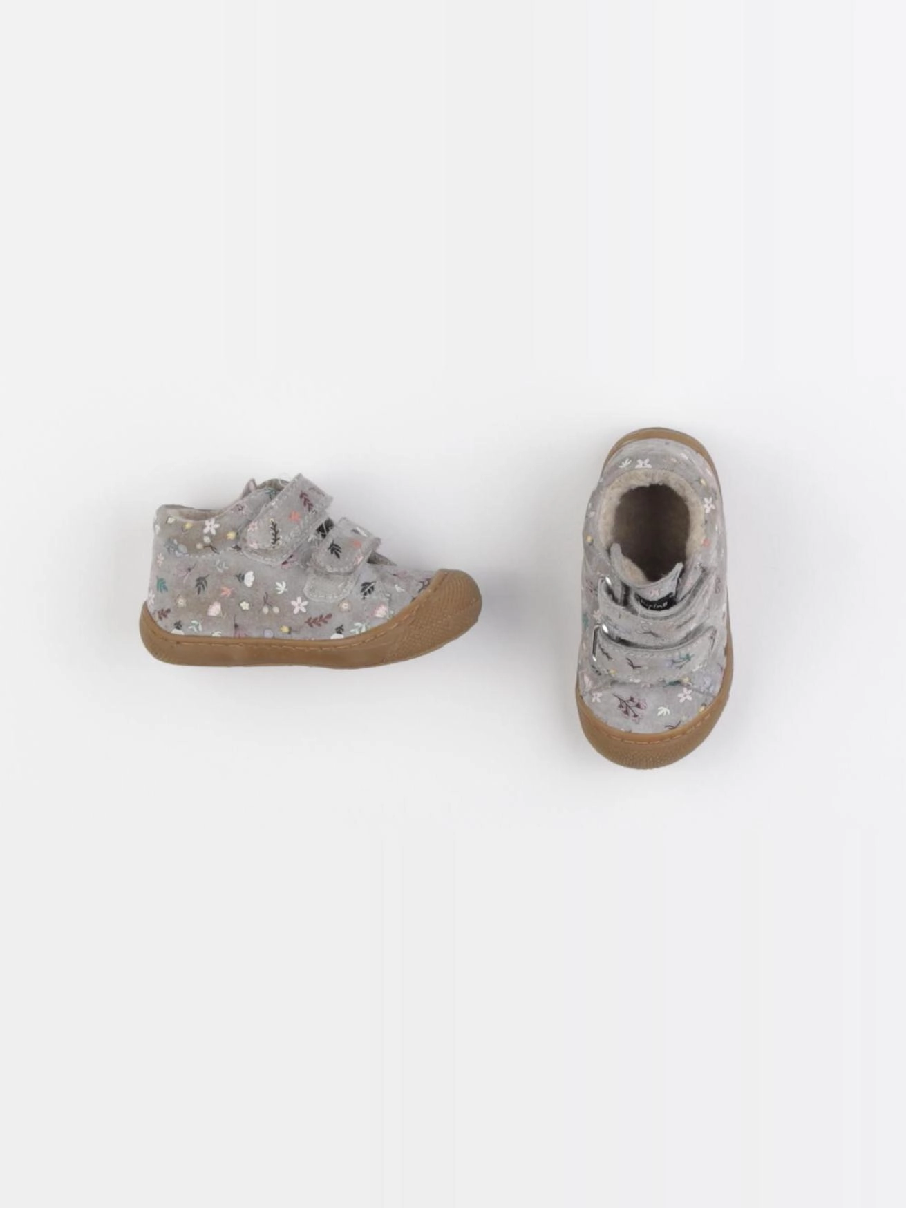 Naturino - chaussons gris - pointure 19