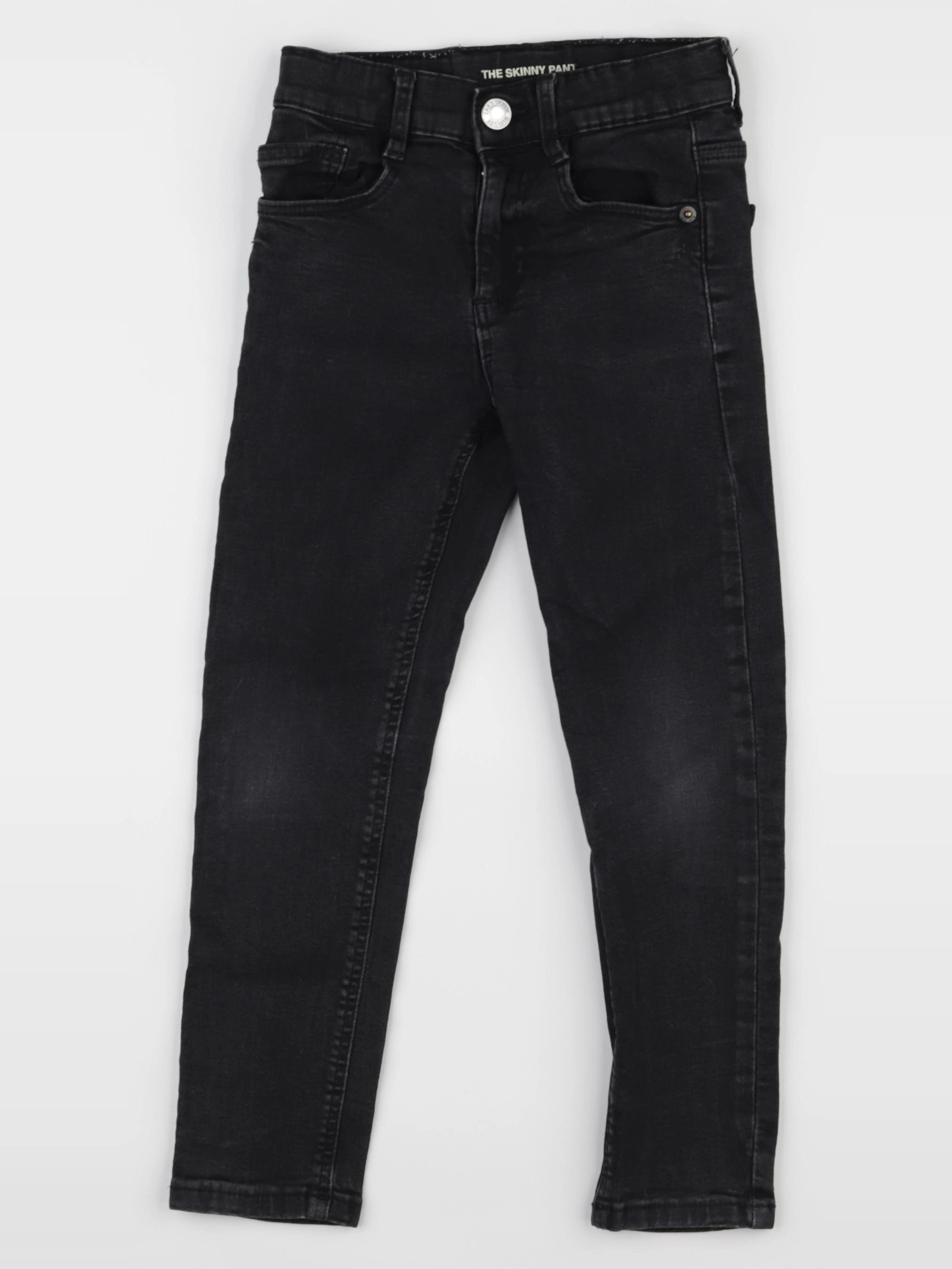 Zara - jean noir - 5/6 ans
