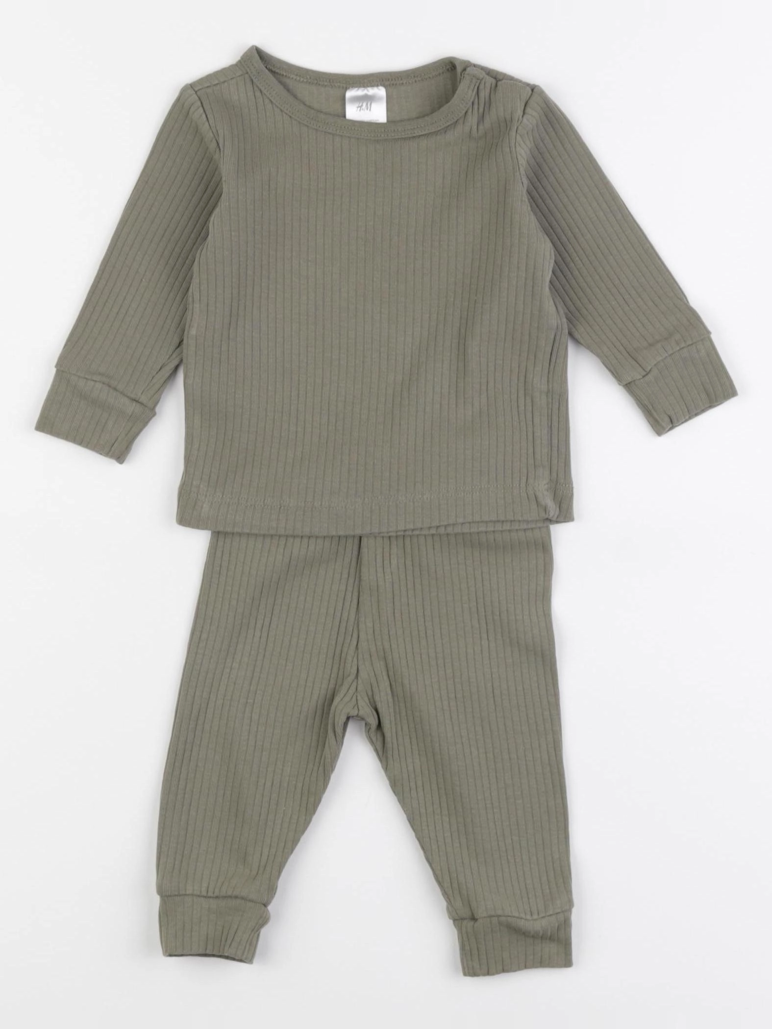 H&M - ensemble vert - 3 mois