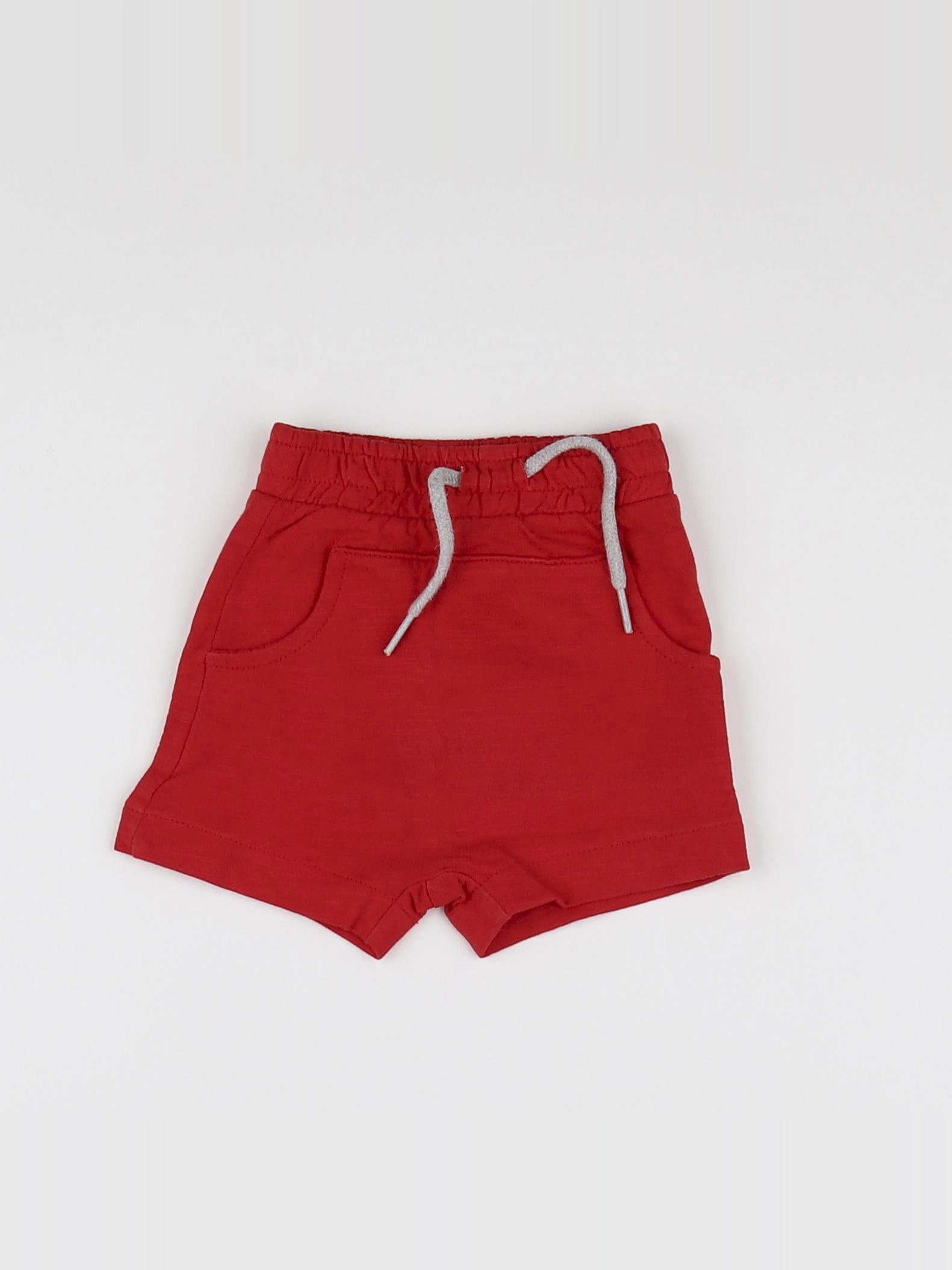 Vertbaudet - short rouge - 3 mois