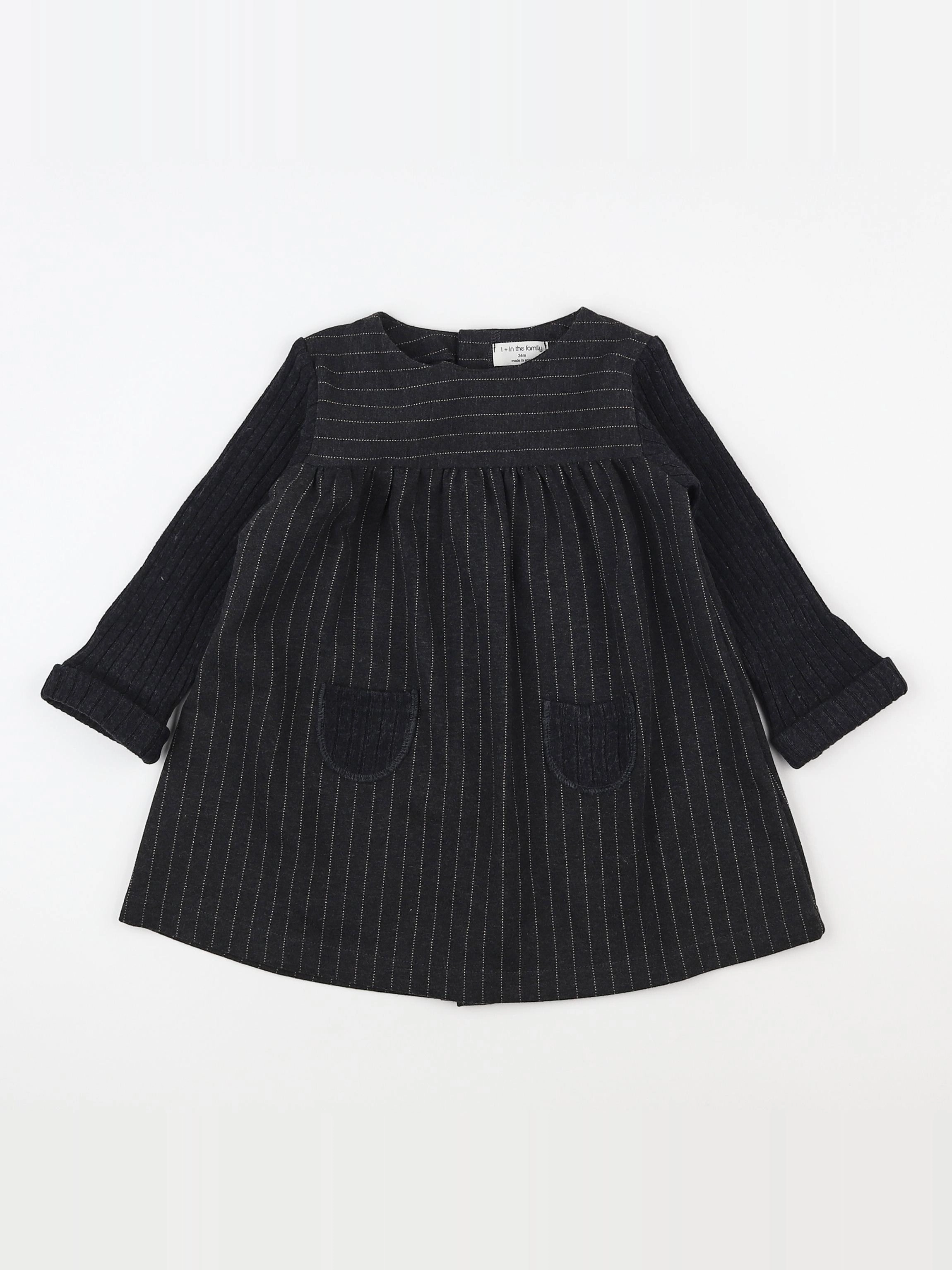 1+ In the family - robe noir - 2 ans
