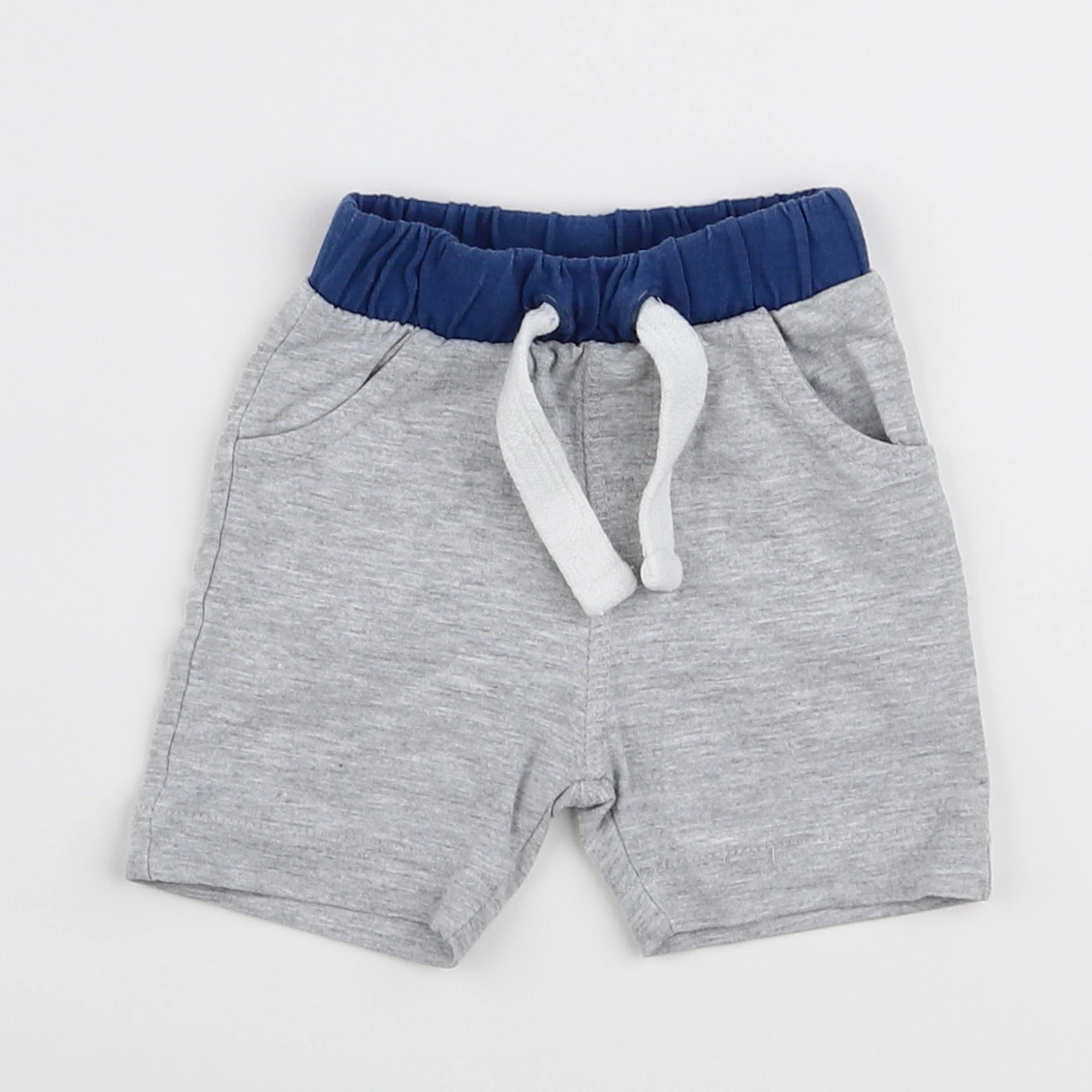 Vertbaudet - short gris - 3 mois
