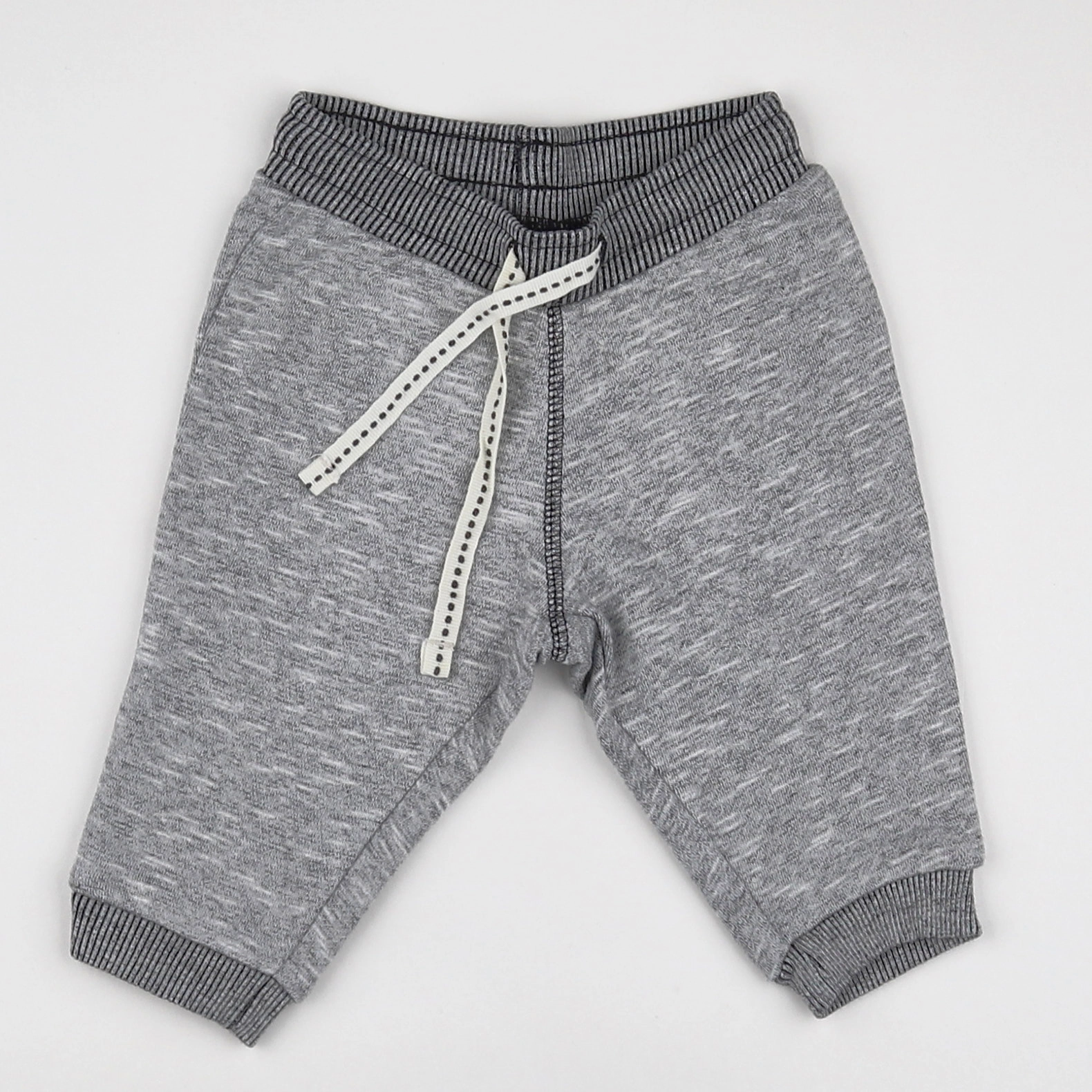 H&M - jogging gris - 3/6 mois