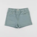 Vertbaudet - short vert - 7 ans