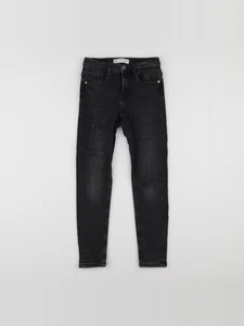 Zara - jean noir - 8 ans
